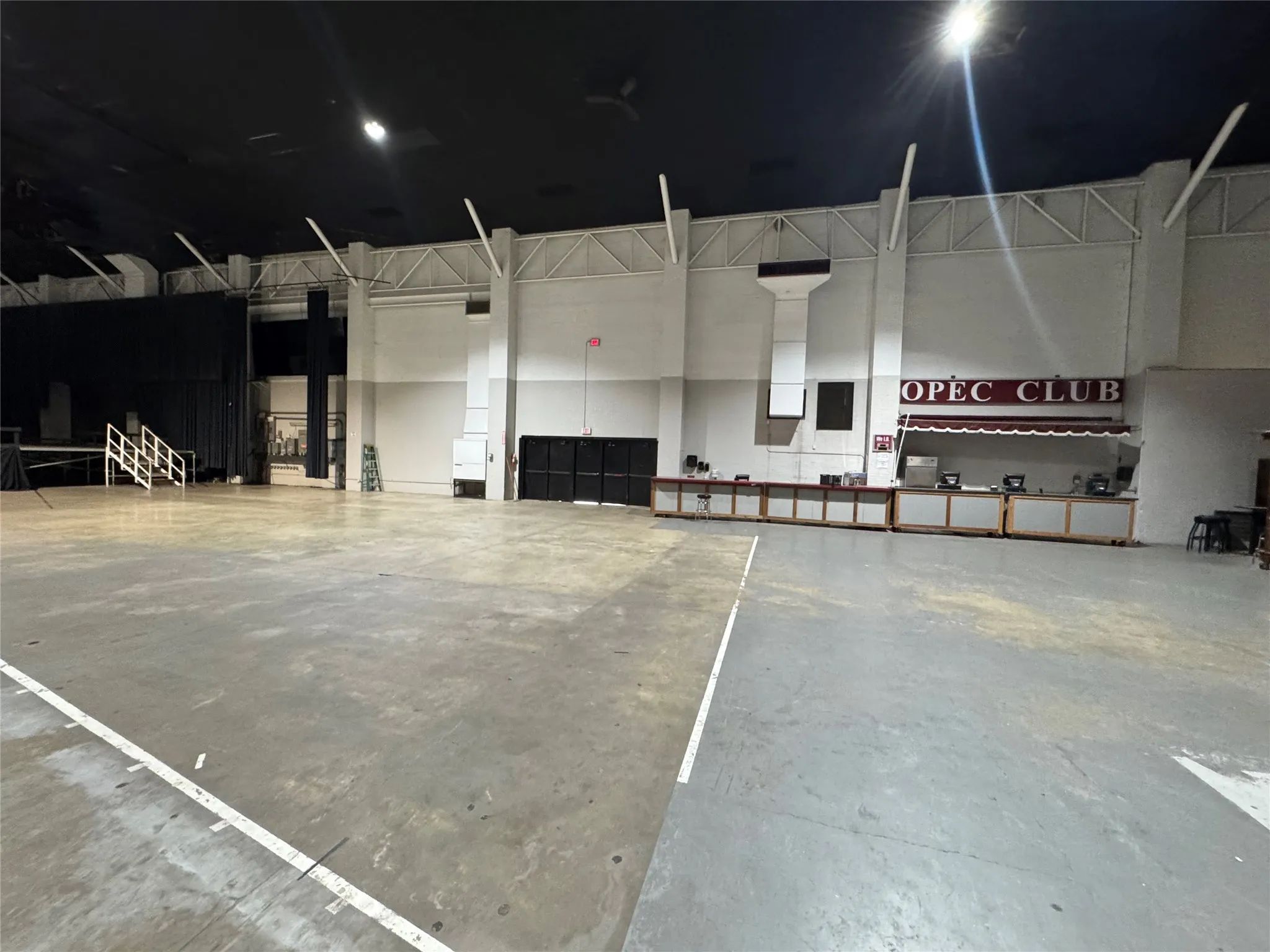 Warehouse For Sale in Smith County , 10408 State Highway 64 E, Tyler, Texas 75707, 0, 0, Garage spaces, 0 Sqft, built in 1983, Preowned, Price $6,399,900, mls#21122945, Real Estate Agent in Tyler, Homes For Sale in Smith county, Homes For Sale in Tyler, Realtor in Tyler Texas, Real Estate Brokerage Independent Realty Texas, Luminita Cordes Realtor