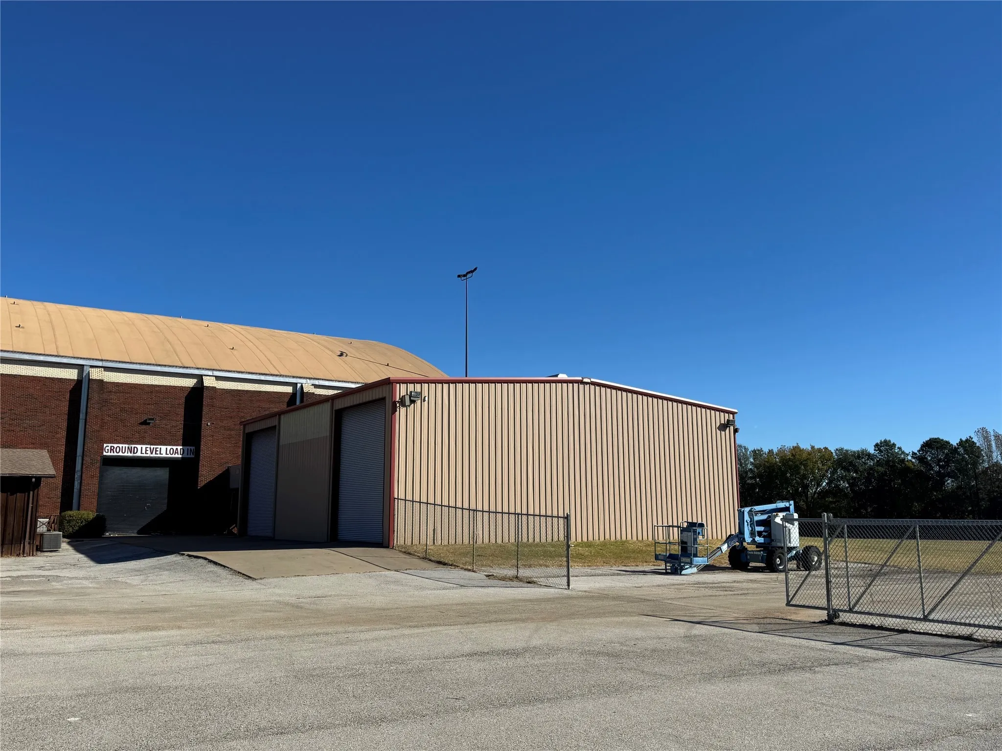 Warehouse For Sale in Smith County , 10408 State Highway 64 E, Tyler, Texas 75707, 0, 0, Garage spaces, 0 Sqft, built in 1983, Preowned, Price $6,399,900, mls#21122945, Real Estate Agent in Tyler, Homes For Sale in Smith county, Homes For Sale in Tyler, Realtor in Tyler Texas, Real Estate Brokerage Independent Realty Texas, Luminita Cordes Realtor