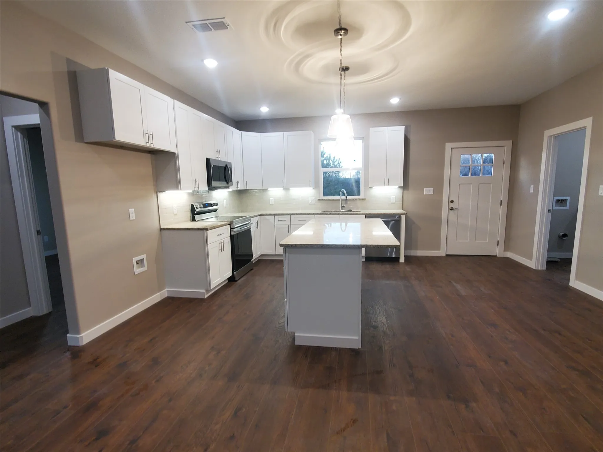 Single Family Residence For Sale in Rains County , 1156 RS County Road 1140, Emory, Texas 75440, 3 Bedroom, 2 Bathroom, Garage spaces, 1,334 Sqft, built in 2026, New Construction - Complete, mls#21123130, Real Estate Agent in Emory, Homes For Sale in Rains county, Homes For Sale in Emory, Realtor in Emory Texas, Real Estate Brokerage Independent Realty Texas, Luminita Cordes Realtor