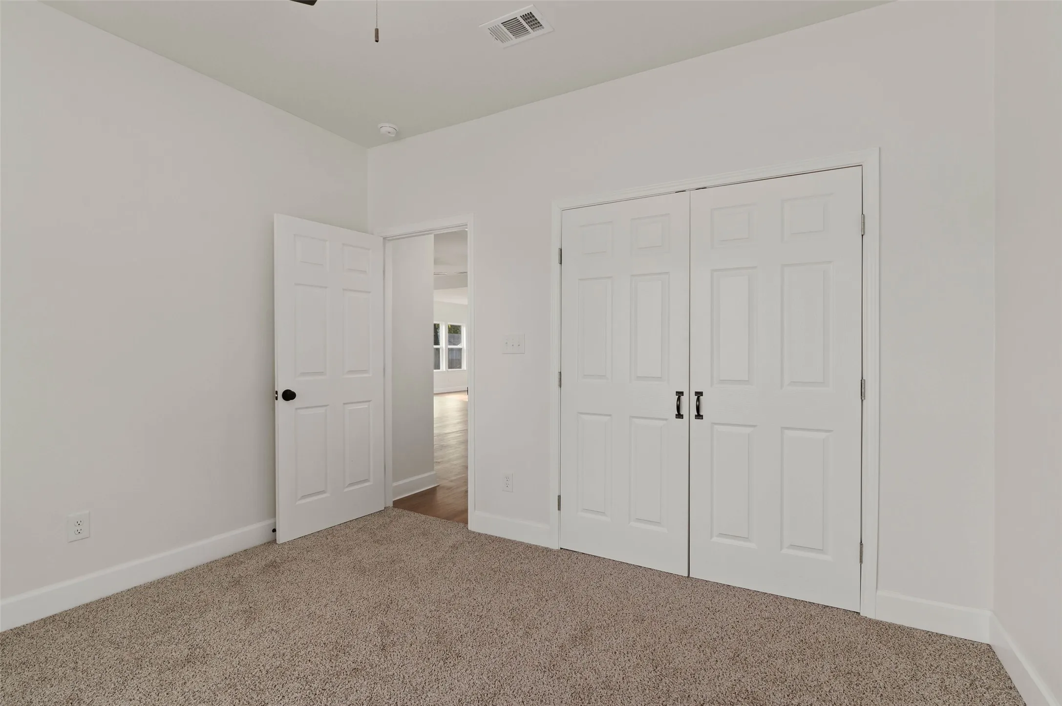 Single Family Residence For Sale in Cooke County , 805 Ritchey Street, Gainesville, Texas 76240, 3 Bedroom, 2 Bathroom, 2 Garage spaces, 1,621 Sqft, built in 2025, New Construction - Complete, mls#21123257, Real Estate Agent in Gainesville, Homes For Sale in Cooke county, Homes For Sale in Gainesville, Realtor in Gainesville Texas, Real Estate Brokerage Independent Realty Texas, Luminita Cordes Realtor