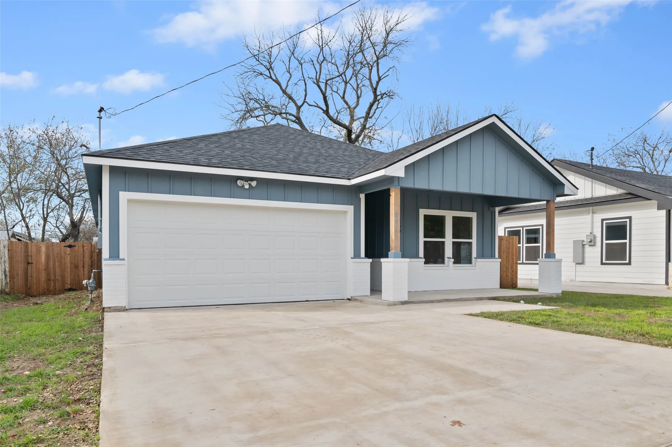 Single Family Residence For Sale in Cooke County , 805 Ritchey Street, Gainesville, Texas 76240, 3 Bedroom, 2 Bathroom, 2 Garage spaces, 1,621 Sqft, built in 2025, New Construction - Complete, mls#21123257, Real Estate Agent in Gainesville, Homes For Sale in Cooke county, Homes For Sale in Gainesville, Realtor in Gainesville Texas, Real Estate Brokerage Independent Realty Texas, Luminita Cordes Realtor