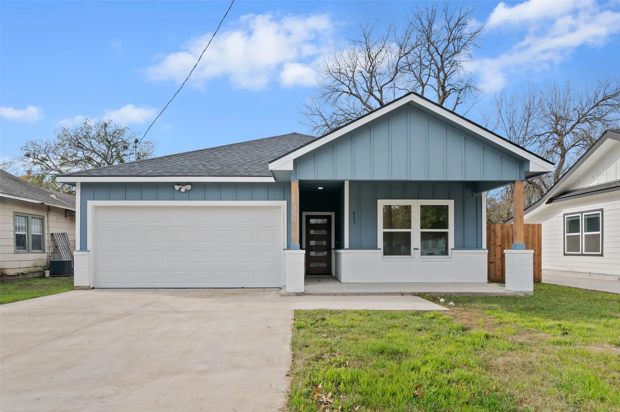 Single Family Residence For Sale in Cooke County , 805 Ritchey Street, Gainesville, Texas 76240, 3 Bedroom, 2 Bathroom, 2 Garage spaces, 1,621 Sqft, built in 2025, New Construction - Complete, mls#21123257, Real Estate Agent in Gainesville, Homes For Sale in Cooke county, Homes For Sale in Gainesville, Realtor in Gainesville Texas, Real Estate Brokerage Independent Realty Texas, Luminita Cordes Realtor