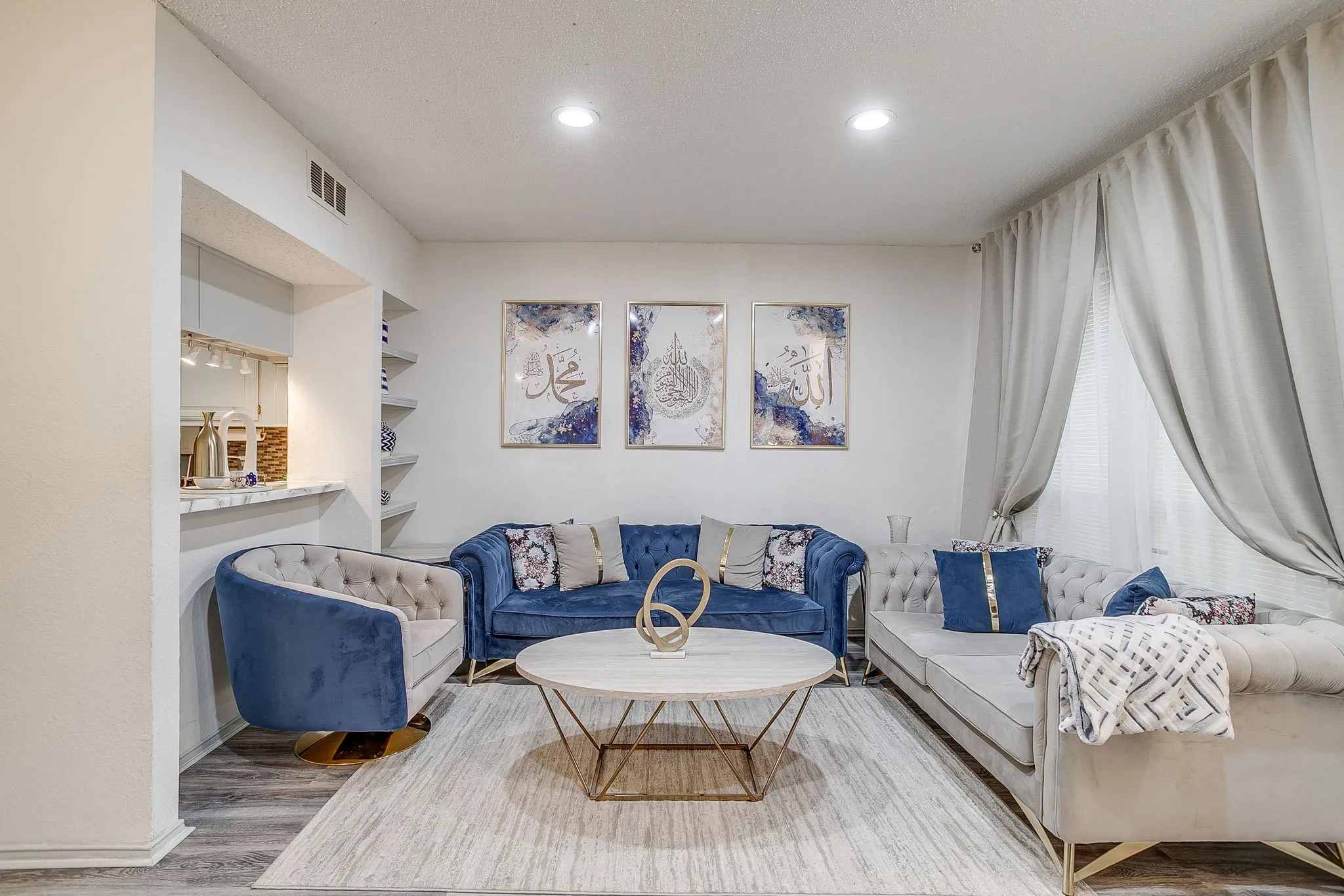 Condominium For Sale in Tarrant County , 2117 Park Willow Lane D, Arlington, Texas 76011, 2 Bedroom, 2 Bathroom, Garage spaces, 956 Sqft, built in 1981, Preowned, mls#21123312, Real Estate Agent in Arlington, Homes For Sale in Tarrant county, Homes For Sale in Arlington, Realtor in Arlington Texas, Real Estate Brokerage Independent Realty Texas, Luminita Cordes Realtor