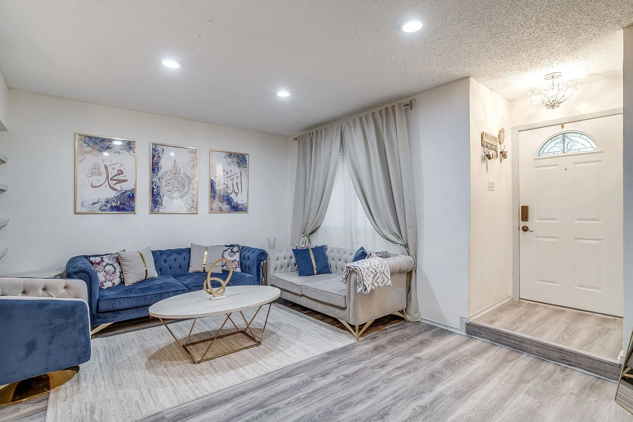 Condominium For Sale in Tarrant County , 2117 Park Willow Lane D, Arlington, Texas 76011, 2 Bedroom, 2 Bathroom, Garage spaces, 956 Sqft, built in 1981, Preowned, mls#21123312, Real Estate Agent in Arlington, Homes For Sale in Tarrant county, Homes For Sale in Arlington, Realtor in Arlington Texas, Real Estate Brokerage Independent Realty Texas, Luminita Cordes Realtor