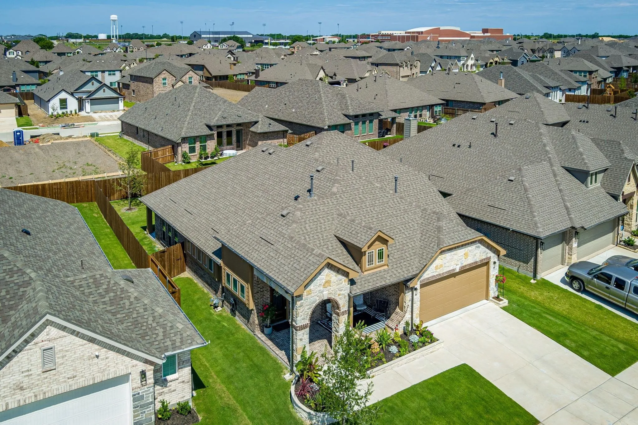 Single Family Residence For Sale in Collin County , 1117 Birdsong Trail, Anna, Texas 75409, 4 Bedrooms, 3 Bathrooms, 2 Garage spaces, 2,343 Sqft, built in 2023, Price $487,000, mls#21123446, Real Estate Agent in Anna, Homes For Sale in Collin county, Homes For Sale in Anna, Realtor in Anna Texas, Real Estate Brokerage Independent Realty Texas, Luminita Cordes Realtor