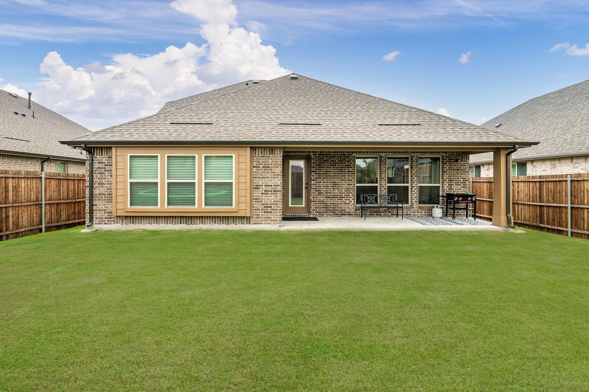 Single Family Residence For Sale in Collin County , 1117 Birdsong Trail, Anna, Texas 75409, 4 Bedrooms, 3 Bathrooms, 2 Garage spaces, 2,343 Sqft, built in 2023, Price $487,000, mls#21123446, Real Estate Agent in Anna, Homes For Sale in Collin county, Homes For Sale in Anna, Realtor in Anna Texas, Real Estate Brokerage Independent Realty Texas, Luminita Cordes Realtor