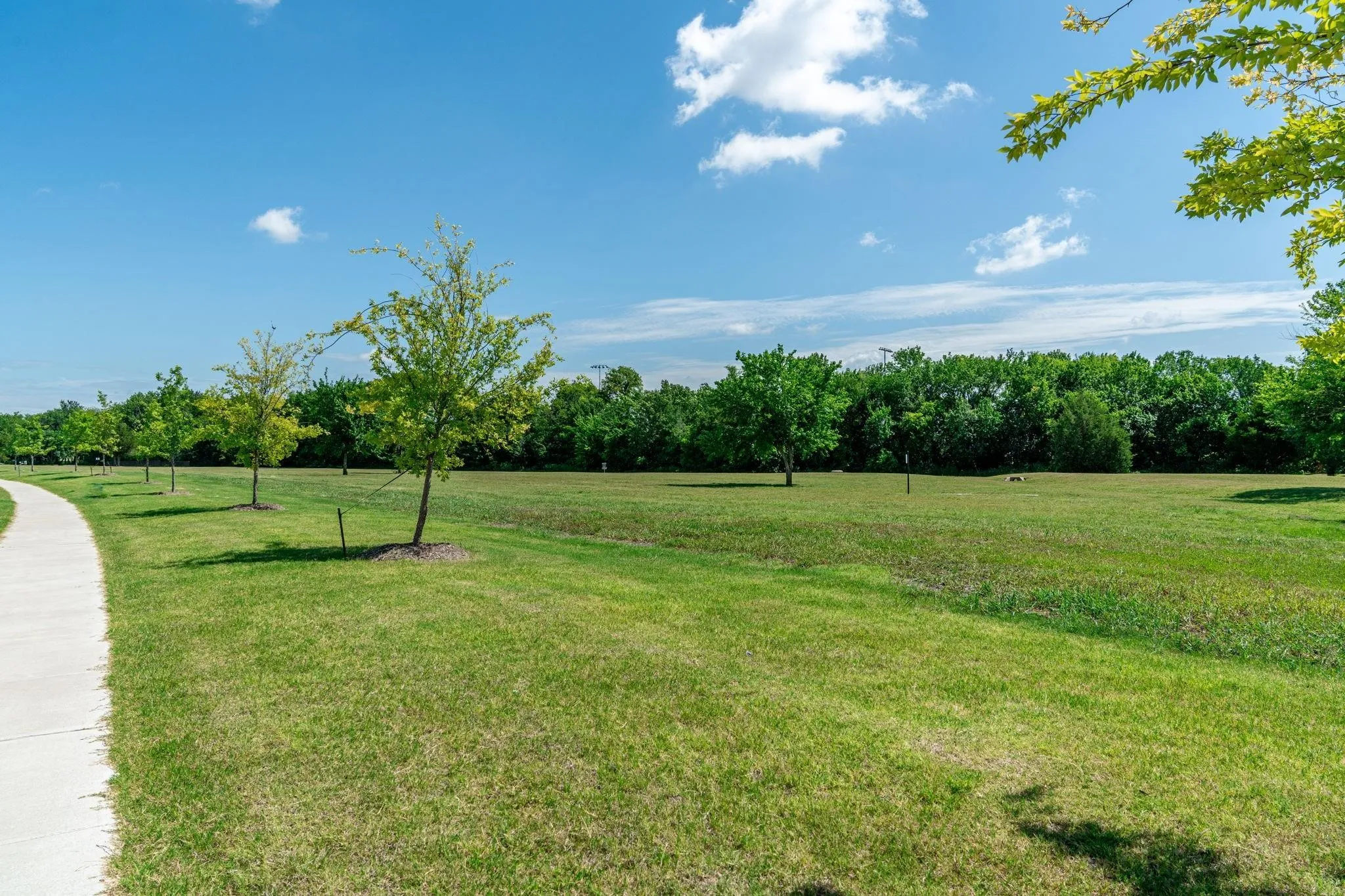 Single Family Residence For Sale in Collin County , 1117 Birdsong Trail, Anna, Texas 75409, 4 Bedrooms, 3 Bathrooms, 2 Garage spaces, 2,343 Sqft, built in 2023, Price $487,000, mls#21123446, Real Estate Agent in Anna, Homes For Sale in Collin county, Homes For Sale in Anna, Realtor in Anna Texas, Real Estate Brokerage Independent Realty Texas, Luminita Cordes Realtor
