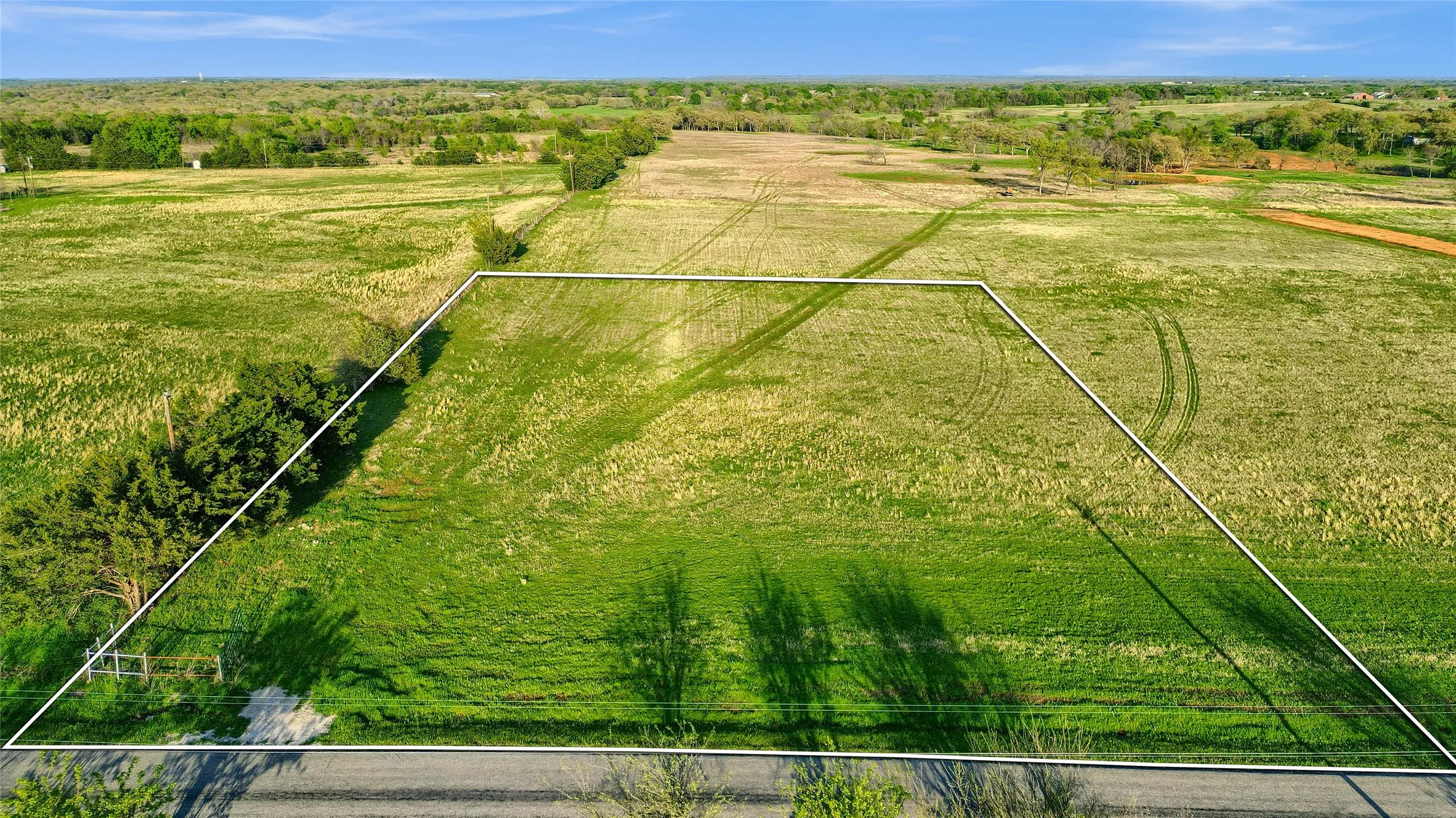 Unimproved Land For Sale in Grayson County , 54+ Acres Rock Creek Road, Gordonville, Texas 76245, 0, 0, Garage spaces, 0 Sqft, built in 0, Price $1,622,610, mls#21123058, Real Estate Agent in Gordonville, Homes For Sale in Grayson county, Homes For Sale in Gordonville, Realtor in Gordonville Texas, Real Estate Brokerage Independent Realty Texas, Luminita Cordes Realtor