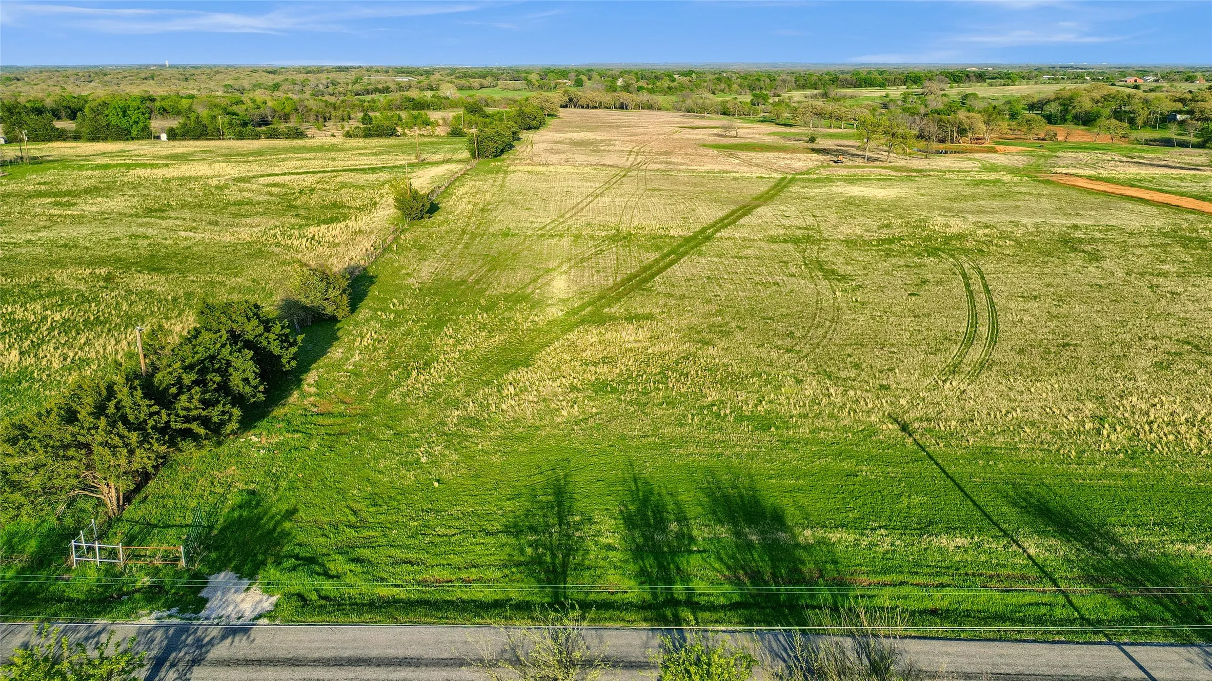 Unimproved Land For Sale in Grayson County , Lot 4 Rock Creek Road, Gordonville, Texas 76245, 0, 0, Garage spaces, 0 Sqft, built in 0, Price $95,000, mls#21123125, Real Estate Agent in Gordonville, Homes For Sale in Grayson county, Homes For Sale in Gordonville, Realtor in Gordonville Texas, Real Estate Brokerage Independent Realty Texas, Luminita Cordes Realtor