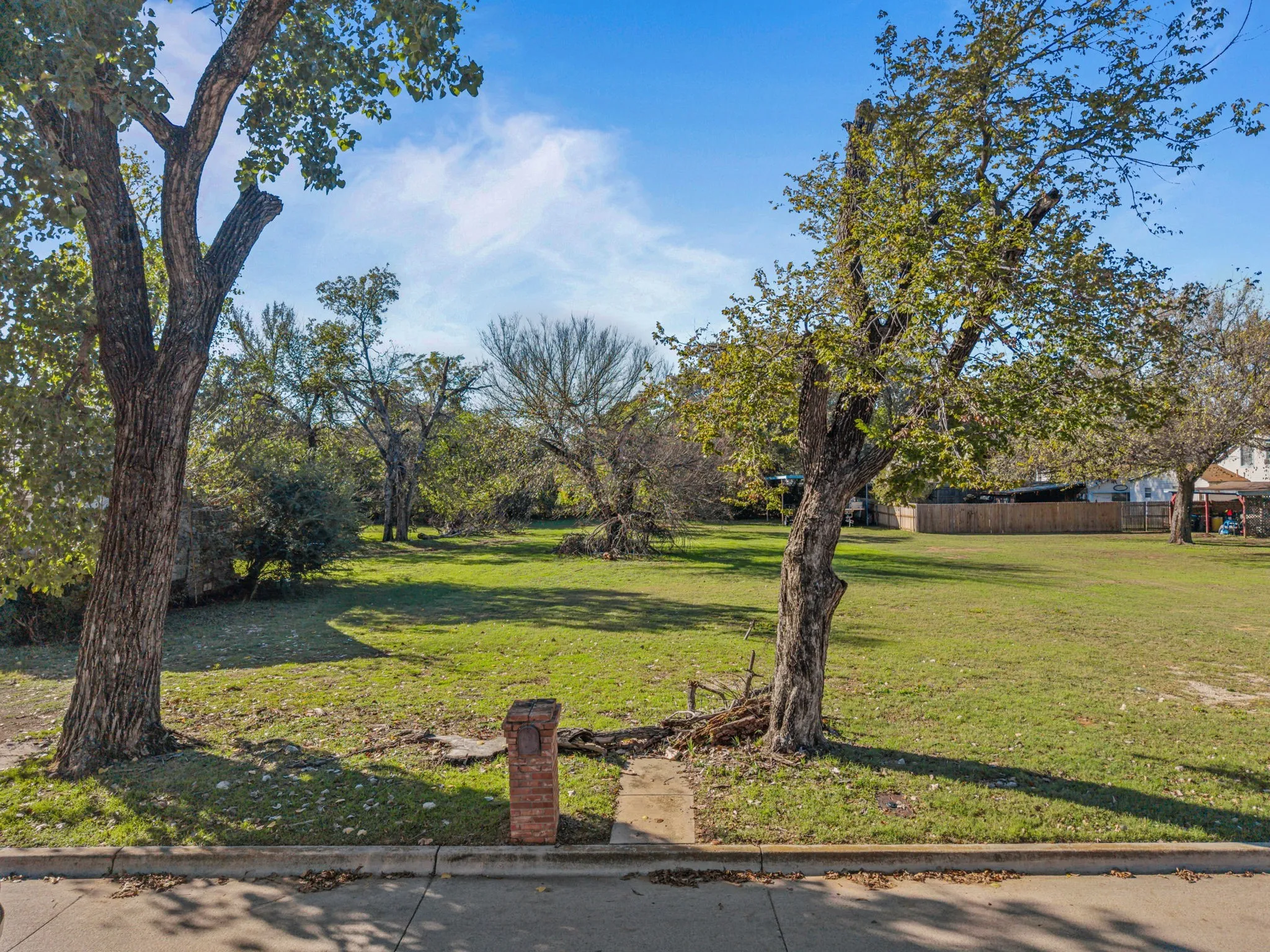 Unimproved Land For Sale in Tarrant County , 126 Athenia Drive, Fort Worth, Texas 76114, 0, 0, Garage spaces, 0 Sqft, built in 0, mls#21117745, Real Estate Agent in Fort Worth, Homes For Sale in Tarrant county, Homes For Sale in Fort Worth, Realtor in Fort Worth Texas, Real Estate Brokerage Independent Realty Texas, Luminita Cordes Realtor