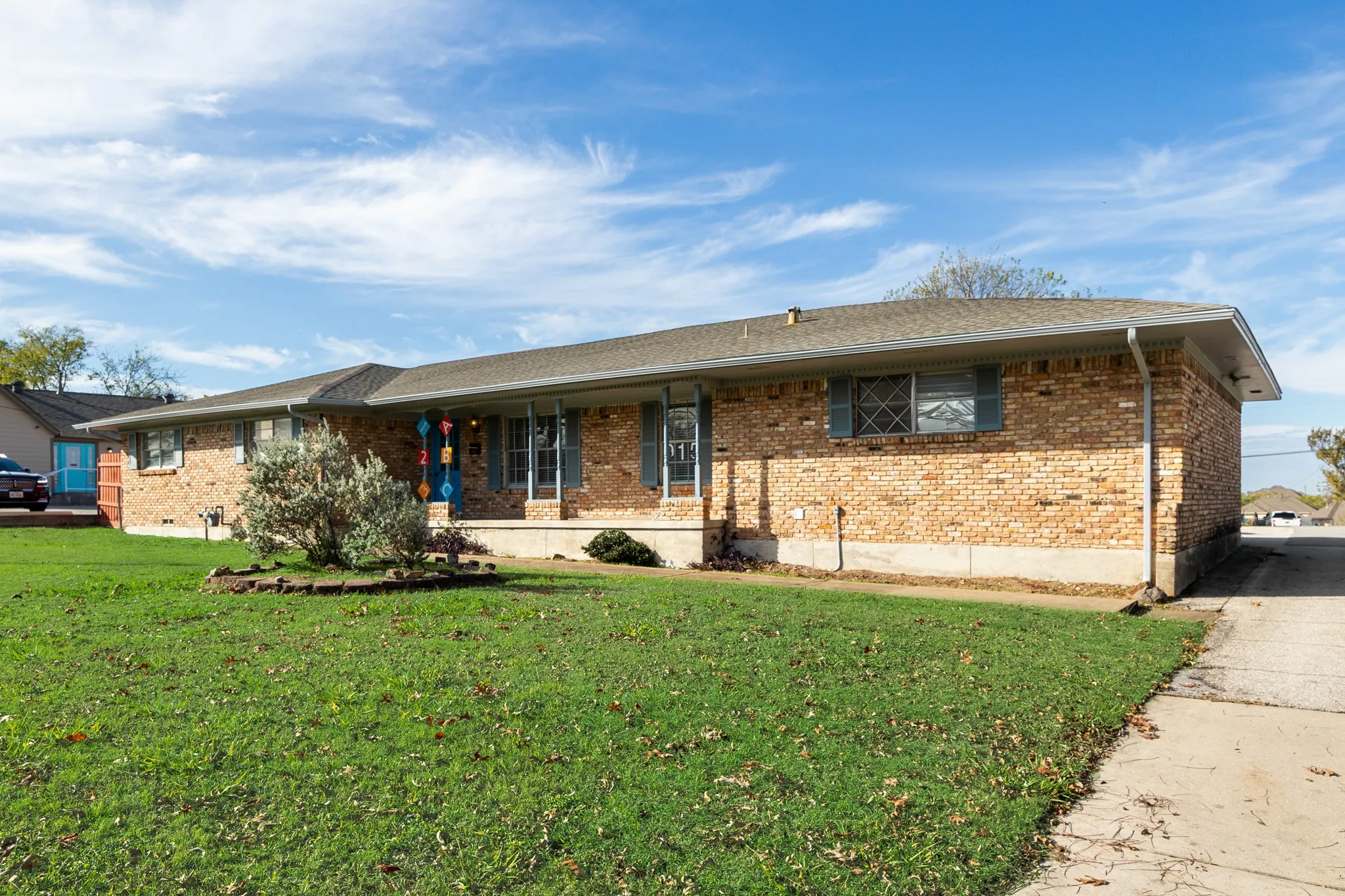 Business For Sale in Rockwall County , 915 N Goliad Street, Rockwall, Texas 75087, 0, 0, Garage spaces, 0 Sqft, built in 1980, mls#21122721, Real Estate Agent in Rockwall, Homes For Sale in Rockwall county, Homes For Sale in Rockwall, Realtor in Rockwall Texas, Real Estate Brokerage Independent Realty Texas, Luminita Cordes Realtor