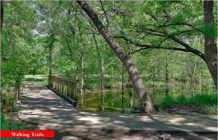 Woodbridge offers so many amenities such as trails, playgrounds and pools.