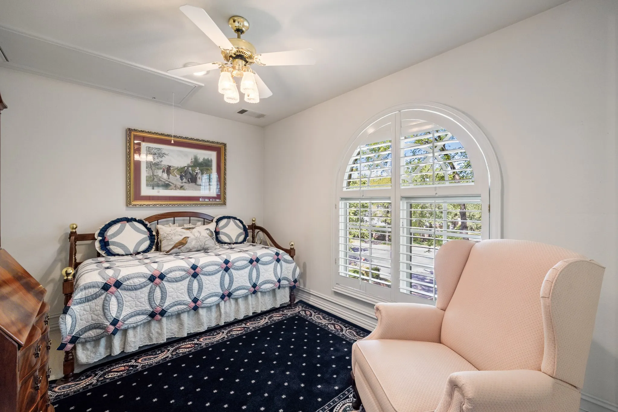 Single Family Residence For Sale in Hunt County , 1 Willow Ridge Road, Greenville, Texas 75402, 4 Bedroom, 4 Bathroom, 3 Garage spaces, 3,455 Sqft, built in 1993, mls#21110240, Real Estate Agent in Greenville, Homes For Sale in Hunt county, Homes For Sale in Greenville, Realtor in Greenville Texas, Real Estate Brokerage Independent Realty Texas, Luminita Cordes Realtor