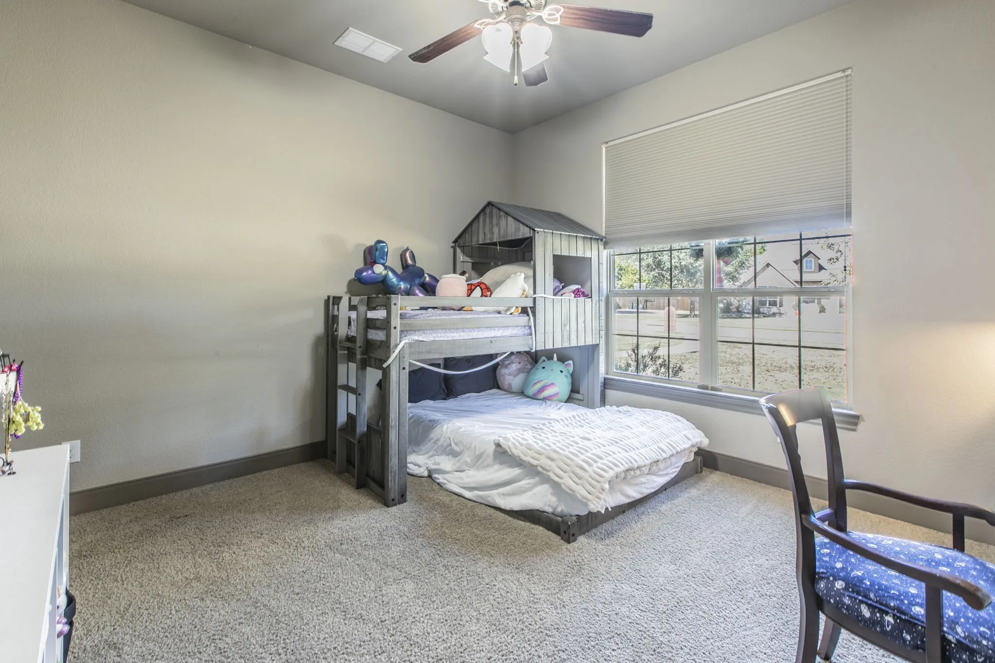 Single Family Residence For Sale in Ellis County , 206 Hidden Meadow Circle, Midlothian, Texas 76065, 3 Bedroom, 4 Bathroom, 2 Garage spaces, 3,408 Sqft, built in 2012, mls#21124236, Real Estate Agent in Midlothian, Homes For Sale in Ellis county, Homes For Sale in Midlothian, Realtor in Midlothian Texas, Real Estate Brokerage Independent Realty Texas, Luminita Cordes Realtor