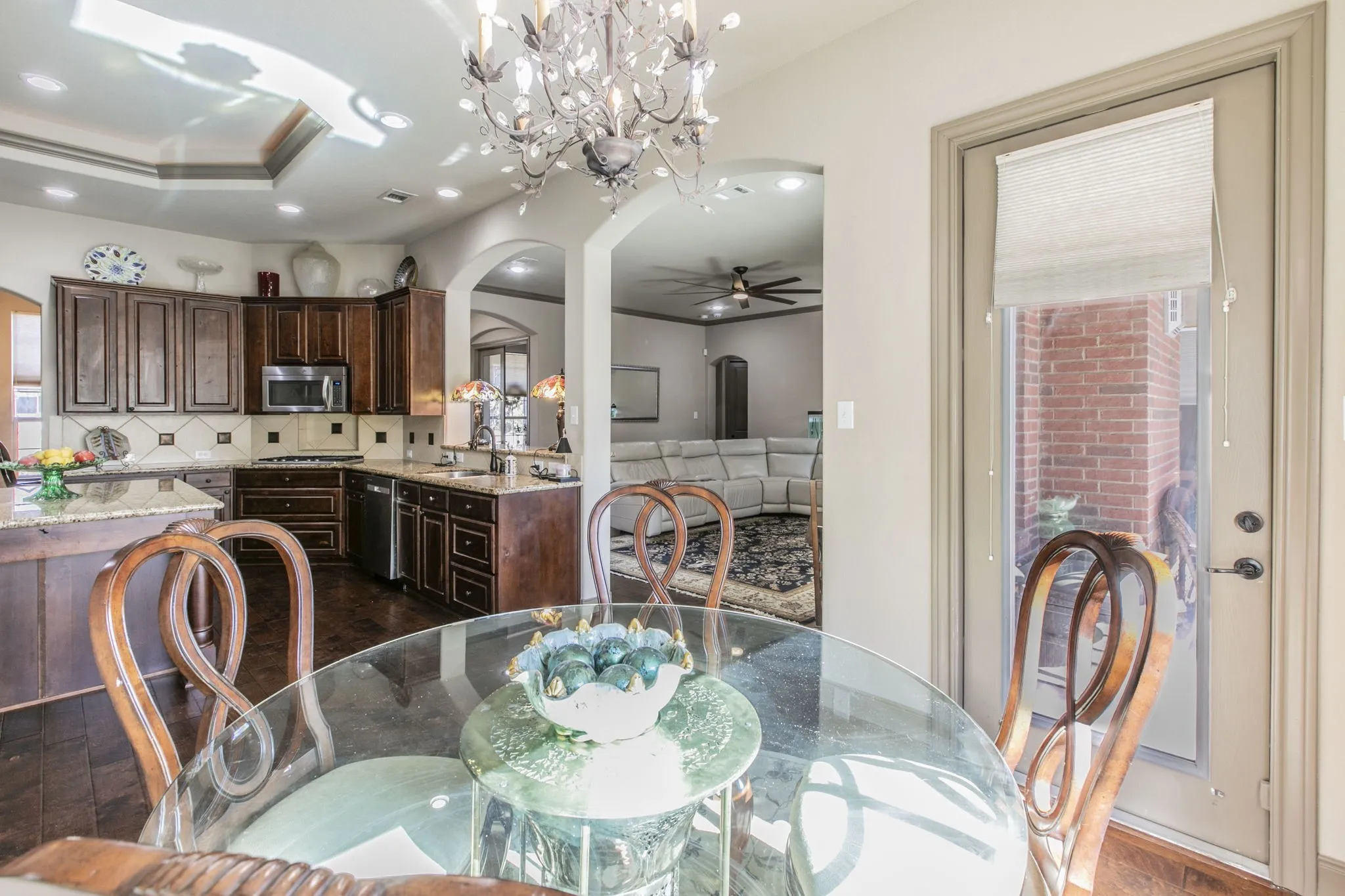 Single Family Residence For Sale in Ellis County , 206 Hidden Meadow Circle, Midlothian, Texas 76065, 3 Bedroom, 4 Bathroom, 2 Garage spaces, 3,408 Sqft, built in 2012, mls#21124236, Real Estate Agent in Midlothian, Homes For Sale in Ellis county, Homes For Sale in Midlothian, Realtor in Midlothian Texas, Real Estate Brokerage Independent Realty Texas, Luminita Cordes Realtor