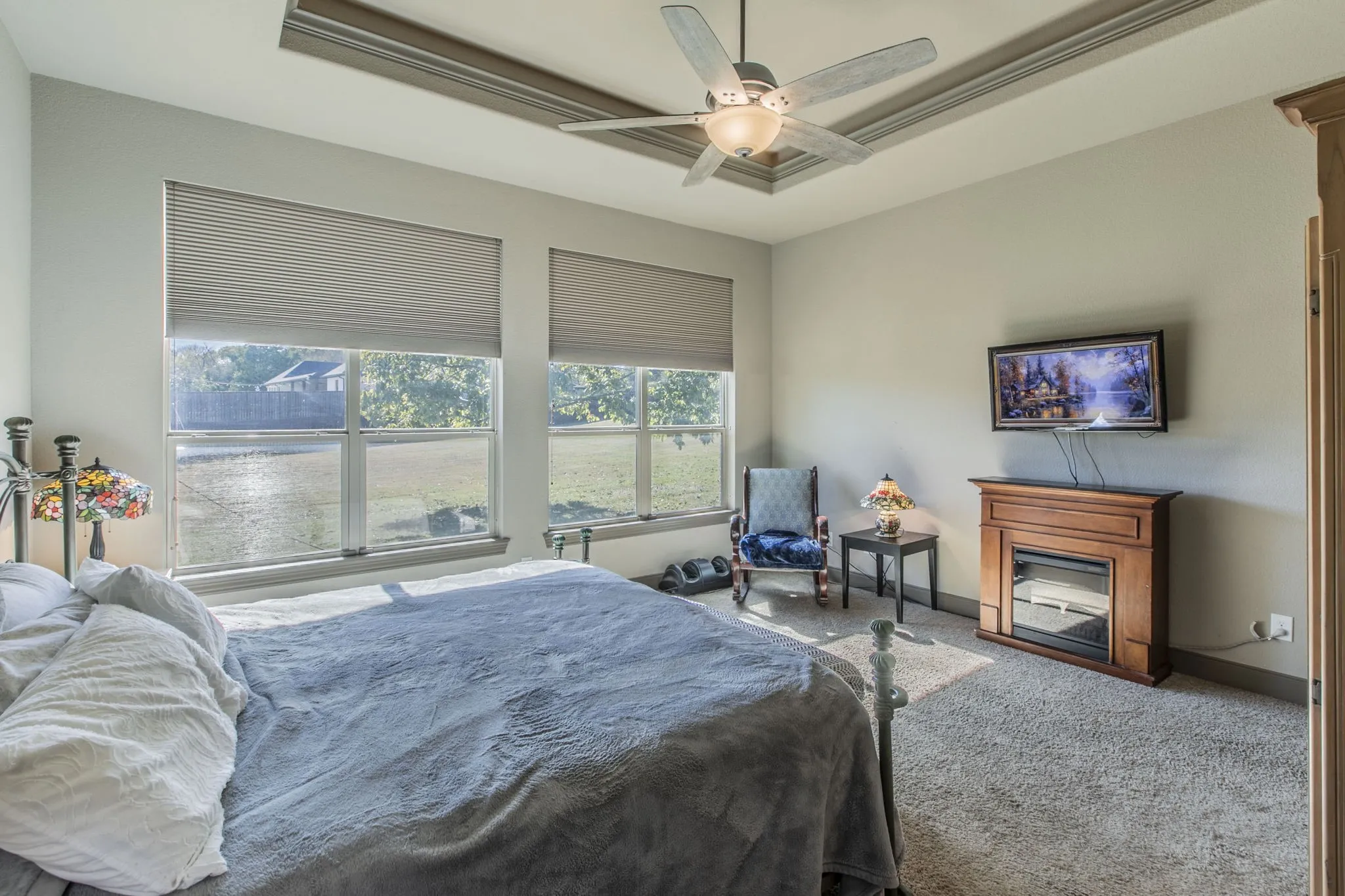 Single Family Residence For Sale in Ellis County , 206 Hidden Meadow Circle, Midlothian, Texas 76065, 3 Bedroom, 4 Bathroom, 2 Garage spaces, 3,408 Sqft, built in 2012, mls#21124236, Real Estate Agent in Midlothian, Homes For Sale in Ellis county, Homes For Sale in Midlothian, Realtor in Midlothian Texas, Real Estate Brokerage Independent Realty Texas, Luminita Cordes Realtor