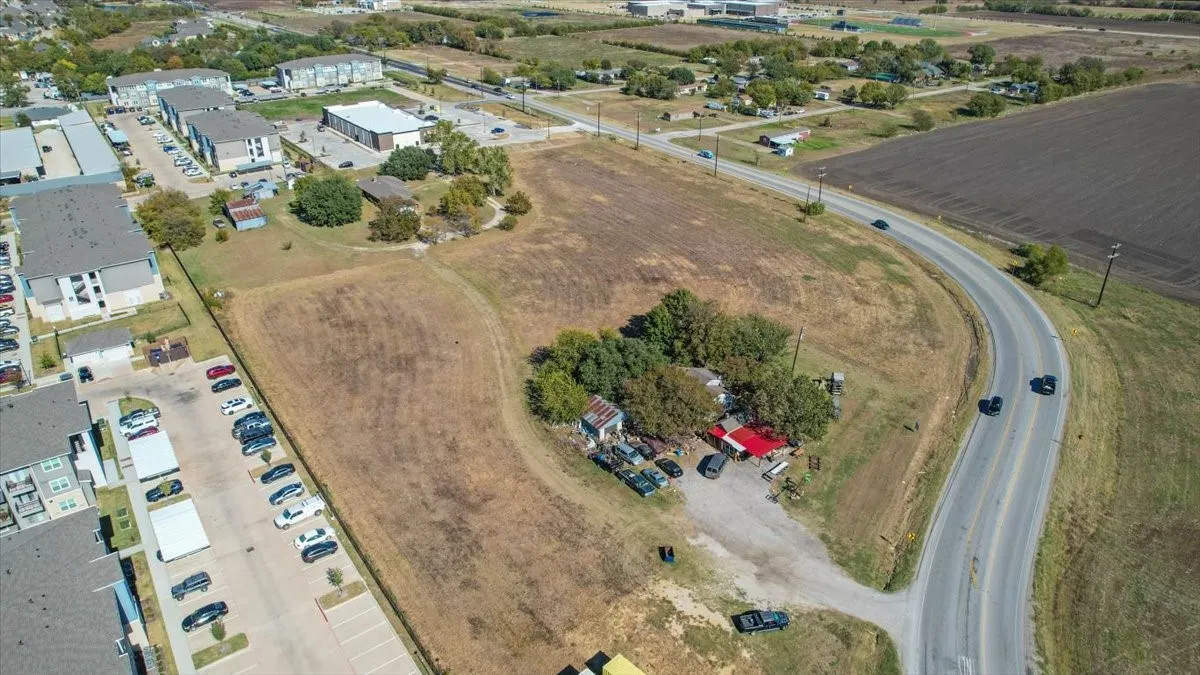 Unimproved Land For Sale in Denton County , 1711 FM 1385, Aubrey, Texas 76227, 0, 0, Garage spaces, 0 Sqft, built in 1985, mls#21115084, Real Estate Agent in Aubrey, Homes For Sale in Denton county, Homes For Sale in Aubrey, Realtor in Aubrey Texas, Real Estate Brokerage Independent Realty Texas, Luminita Cordes Realtor