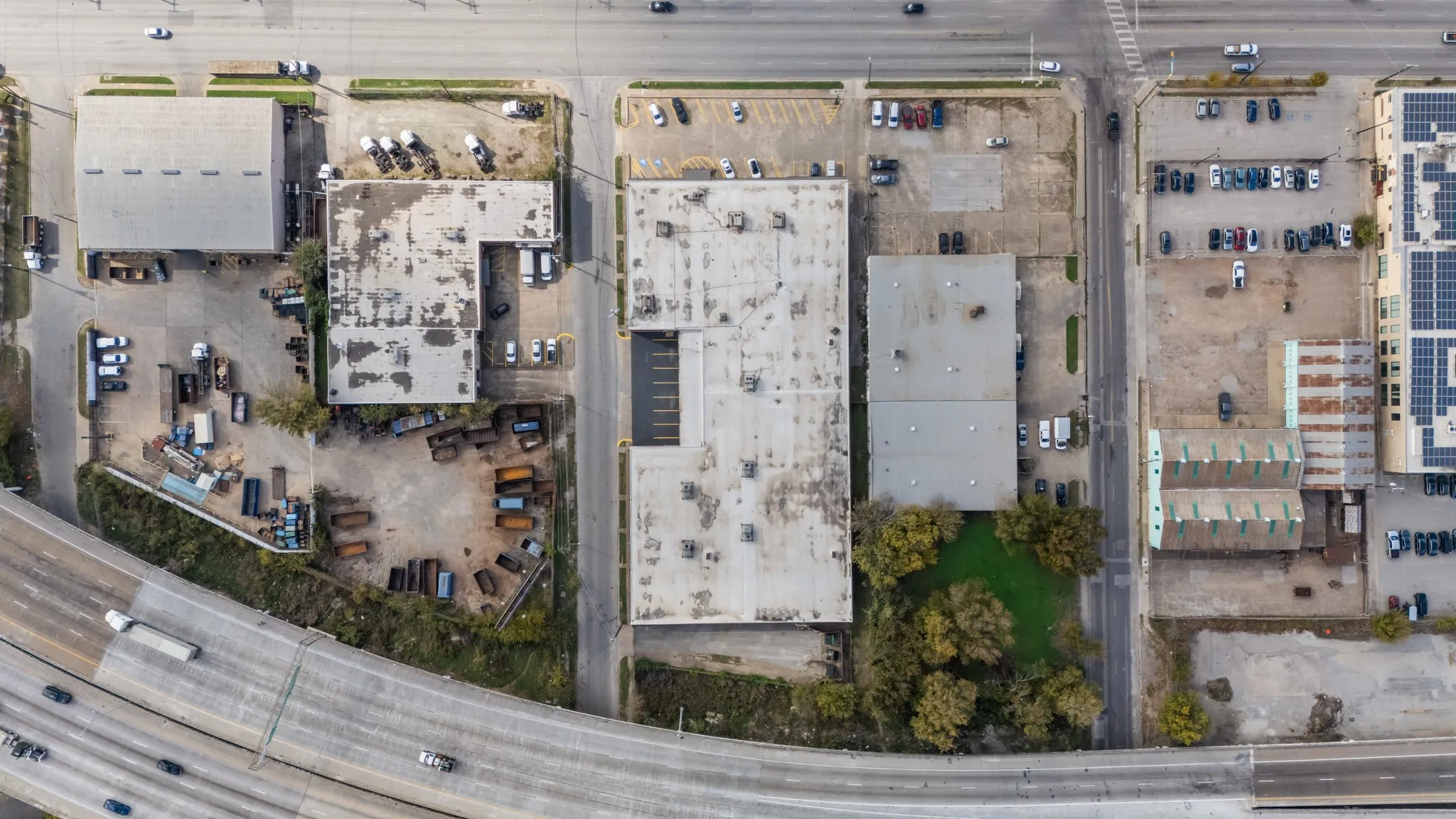 Aerial view of property and surrounding area
