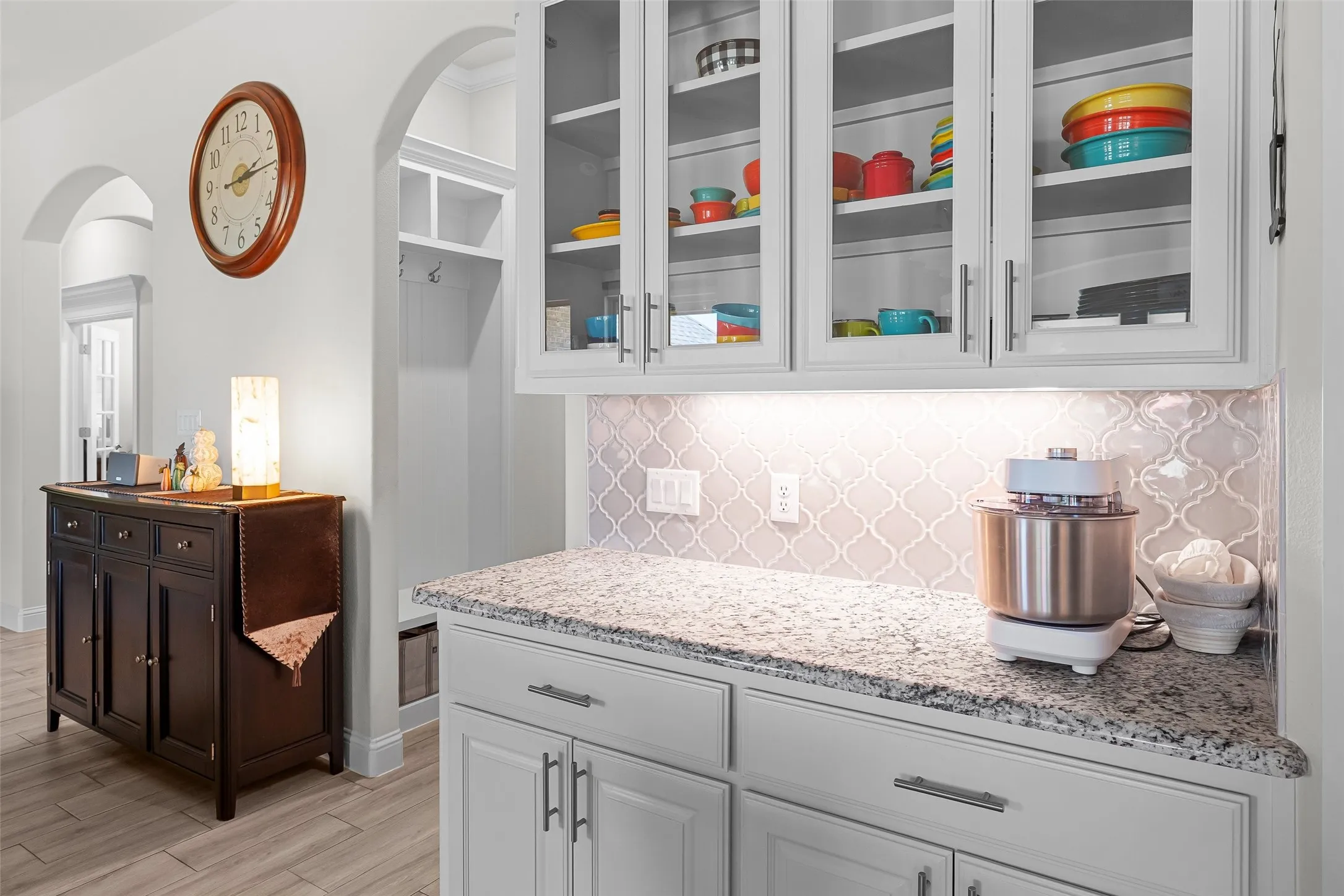 Single Family Residence For Sale in Hood County , 1019 Anna Circle, Granbury, Texas 76048, 4 Bedroom, 3 Bathroom, 2 Garage spaces, 2,446 Sqft, built in 2021, Preowned, mls#21123335, Real Estate Agent in Granbury, Homes For Sale in Hood county, Homes For Sale in Granbury, Realtor in Granbury Texas, Real Estate Brokerage Independent Realty Texas, Luminita Cordes Realtor