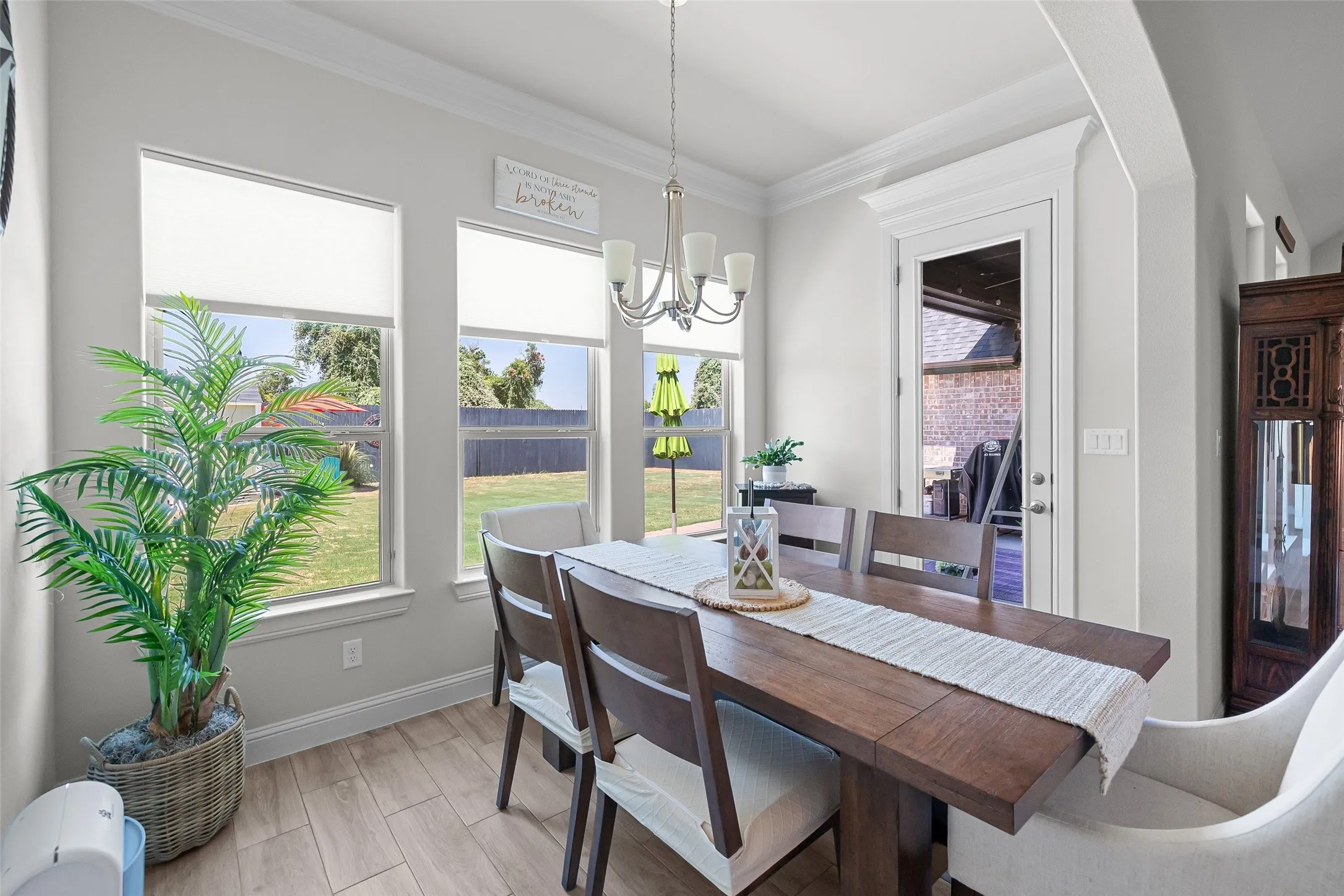 Single Family Residence For Sale in Hood County , 1019 Anna Circle, Granbury, Texas 76048, 4 Bedroom, 3 Bathroom, 2 Garage spaces, 2,446 Sqft, built in 2021, Preowned, mls#21123335, Real Estate Agent in Granbury, Homes For Sale in Hood county, Homes For Sale in Granbury, Realtor in Granbury Texas, Real Estate Brokerage Independent Realty Texas, Luminita Cordes Realtor