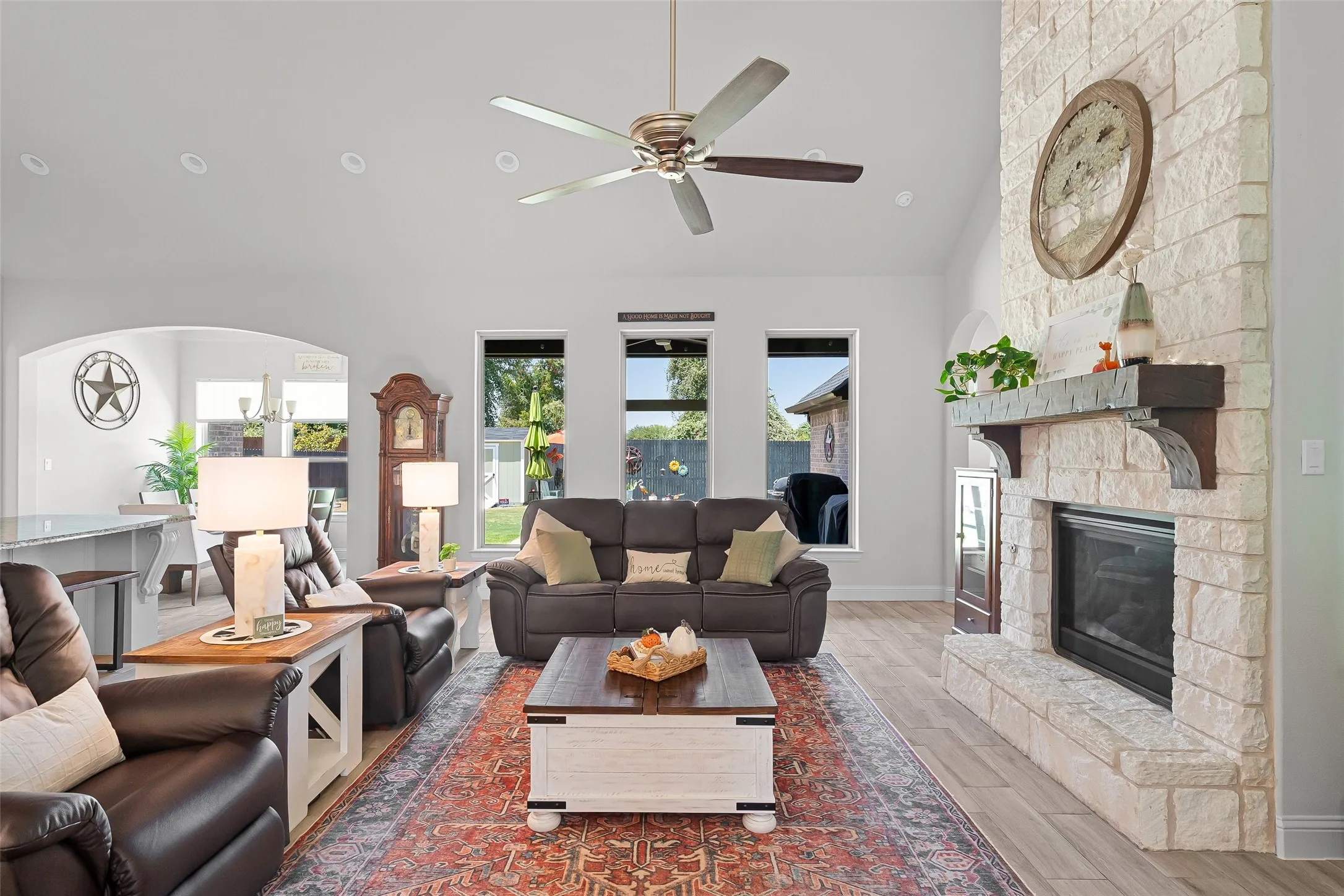 Single Family Residence For Sale in Hood County , 1019 Anna Circle, Granbury, Texas 76048, 4 Bedroom, 3 Bathroom, 2 Garage spaces, 2,446 Sqft, built in 2021, Preowned, mls#21123335, Real Estate Agent in Granbury, Homes For Sale in Hood county, Homes For Sale in Granbury, Realtor in Granbury Texas, Real Estate Brokerage Independent Realty Texas, Luminita Cordes Realtor