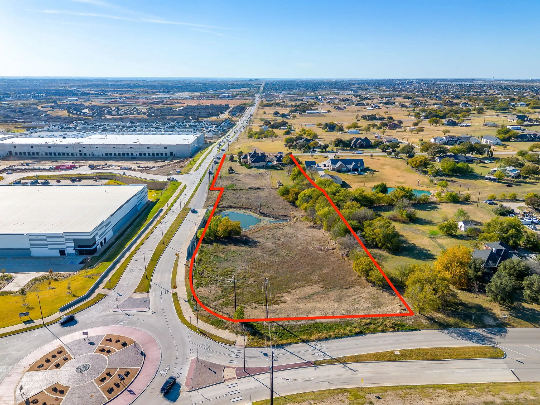 Single Family Residence For Sale in Tarrant County , 253 Bayne Road, Haslet, Texas 76052, 6 Bedroom, 6 Bathroom, 3 Garage spaces, 5,964 Sqft, built in 2003, Preowned, mls#21114806, Real Estate Agent in Haslet, Homes For Sale in Tarrant county, Homes For Sale in Haslet, Realtor in Haslet Texas, Real Estate Brokerage Independent Realty Texas, Luminita Cordes Realtor