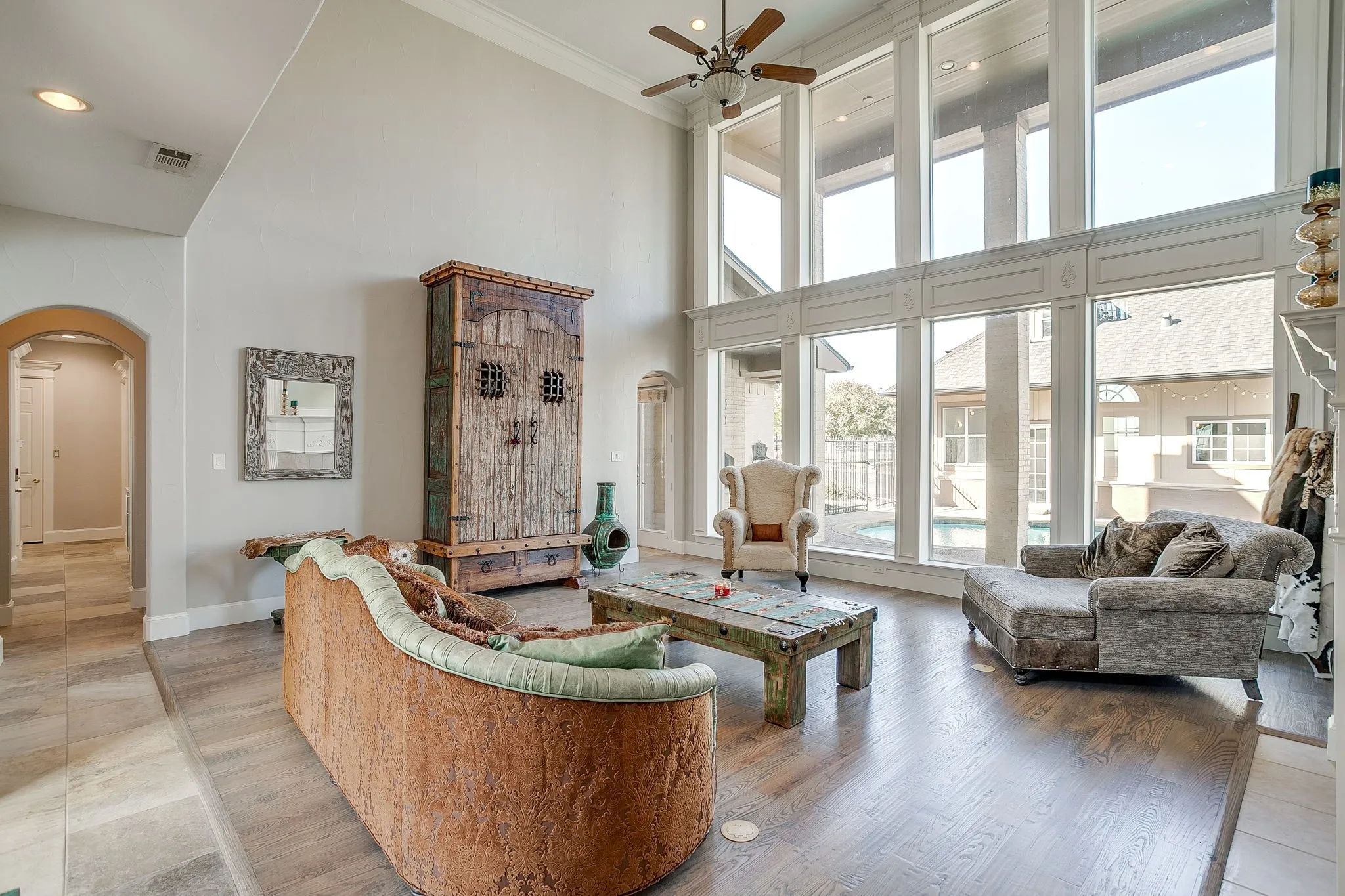 Single Family Residence For Sale in Tarrant County , 253 Bayne Road, Haslet, Texas 76052, 6 Bedroom, 6 Bathroom, 3 Garage spaces, 5,964 Sqft, built in 2003, Preowned, mls#21114806, Real Estate Agent in Haslet, Homes For Sale in Tarrant county, Homes For Sale in Haslet, Realtor in Haslet Texas, Real Estate Brokerage Independent Realty Texas, Luminita Cordes Realtor