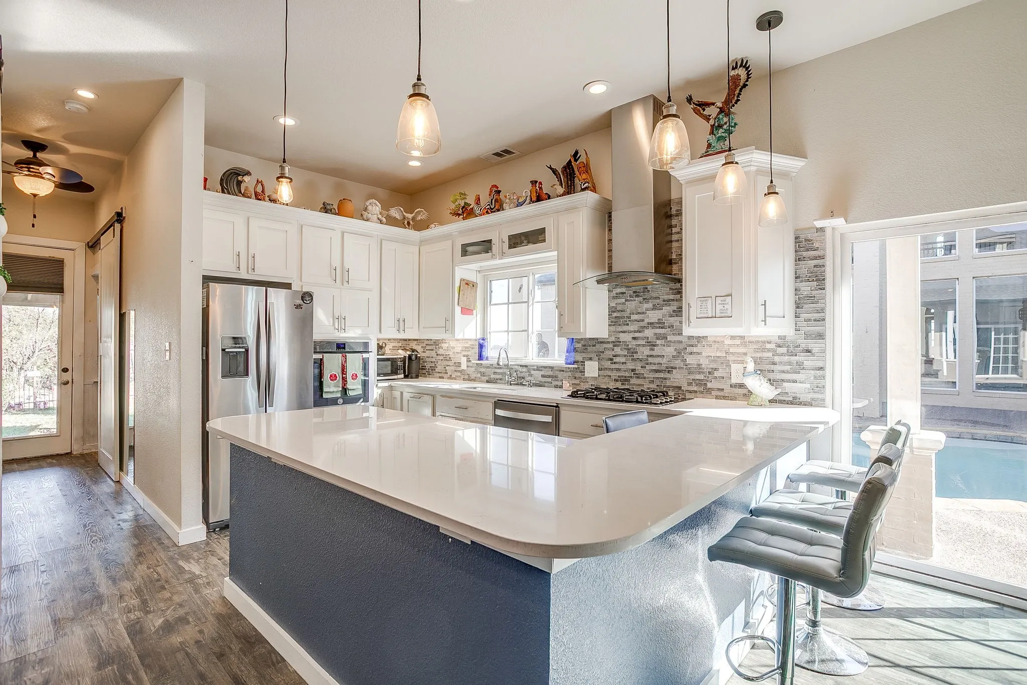 Single Family Residence For Sale in Tarrant County , 253 Bayne Road, Haslet, Texas 76052, 6 Bedroom, 6 Bathroom, 3 Garage spaces, 5,964 Sqft, built in 2003, Preowned, mls#21114806, Real Estate Agent in Haslet, Homes For Sale in Tarrant county, Homes For Sale in Haslet, Realtor in Haslet Texas, Real Estate Brokerage Independent Realty Texas, Luminita Cordes Realtor