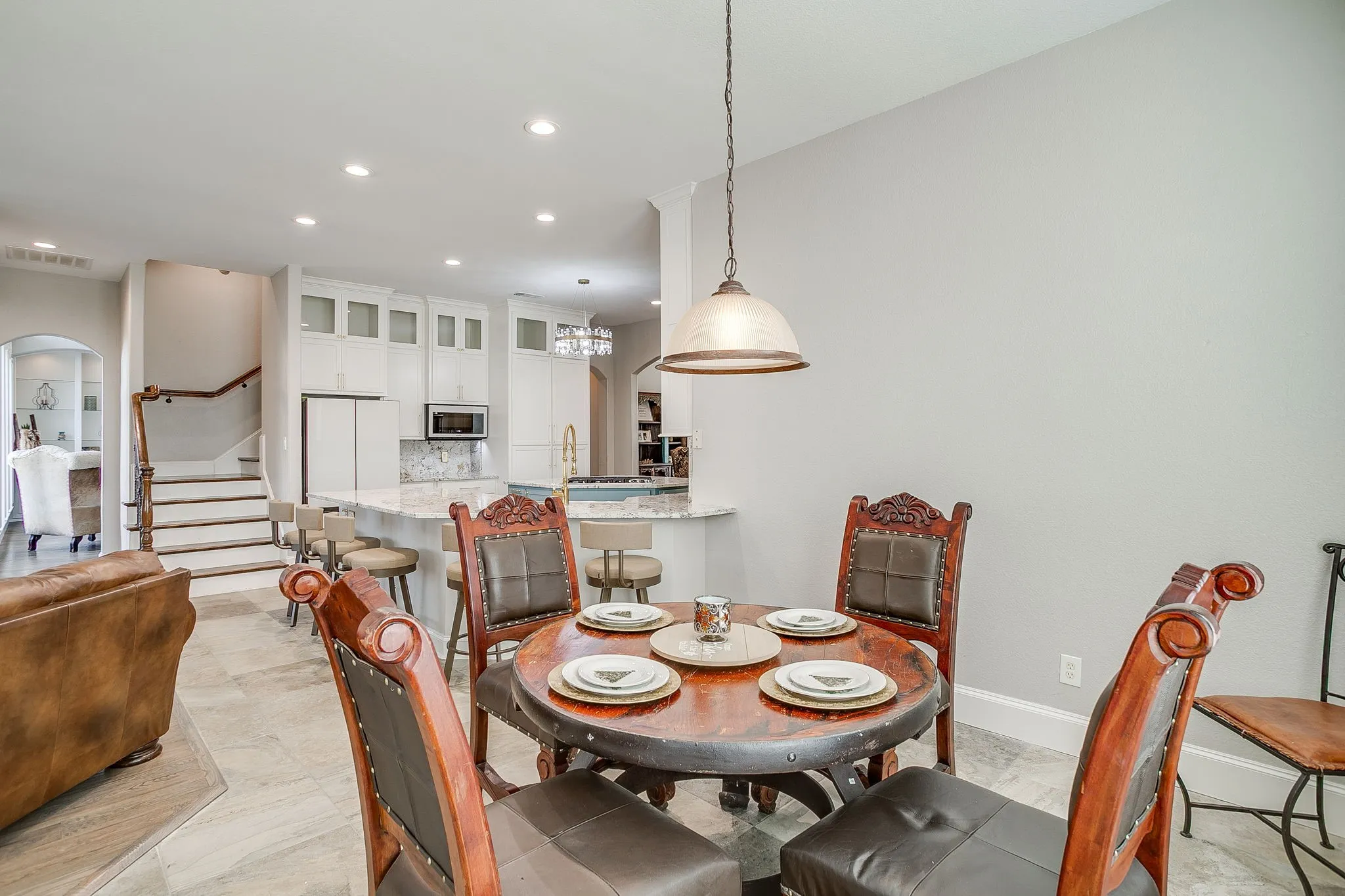 Single Family Residence For Sale in Tarrant County , 253 Bayne Road, Haslet, Texas 76052, 6 Bedroom, 6 Bathroom, 3 Garage spaces, 5,964 Sqft, built in 2003, Preowned, mls#21114806, Real Estate Agent in Haslet, Homes For Sale in Tarrant county, Homes For Sale in Haslet, Realtor in Haslet Texas, Real Estate Brokerage Independent Realty Texas, Luminita Cordes Realtor