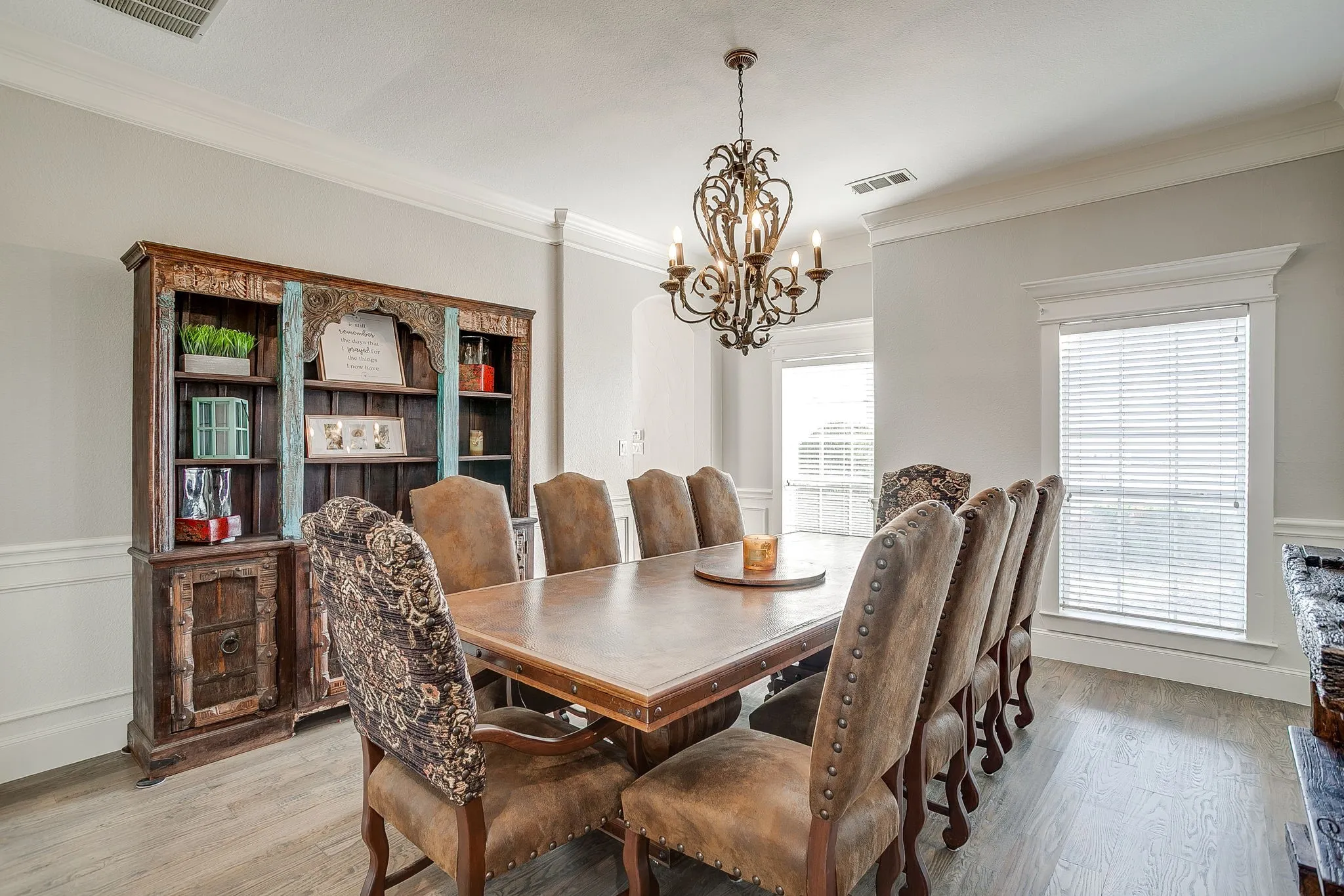 Single Family Residence For Sale in Tarrant County , 253 Bayne Road, Haslet, Texas 76052, 6 Bedroom, 6 Bathroom, 3 Garage spaces, 5,964 Sqft, built in 2003, Preowned, mls#21114806, Real Estate Agent in Haslet, Homes For Sale in Tarrant county, Homes For Sale in Haslet, Realtor in Haslet Texas, Real Estate Brokerage Independent Realty Texas, Luminita Cordes Realtor