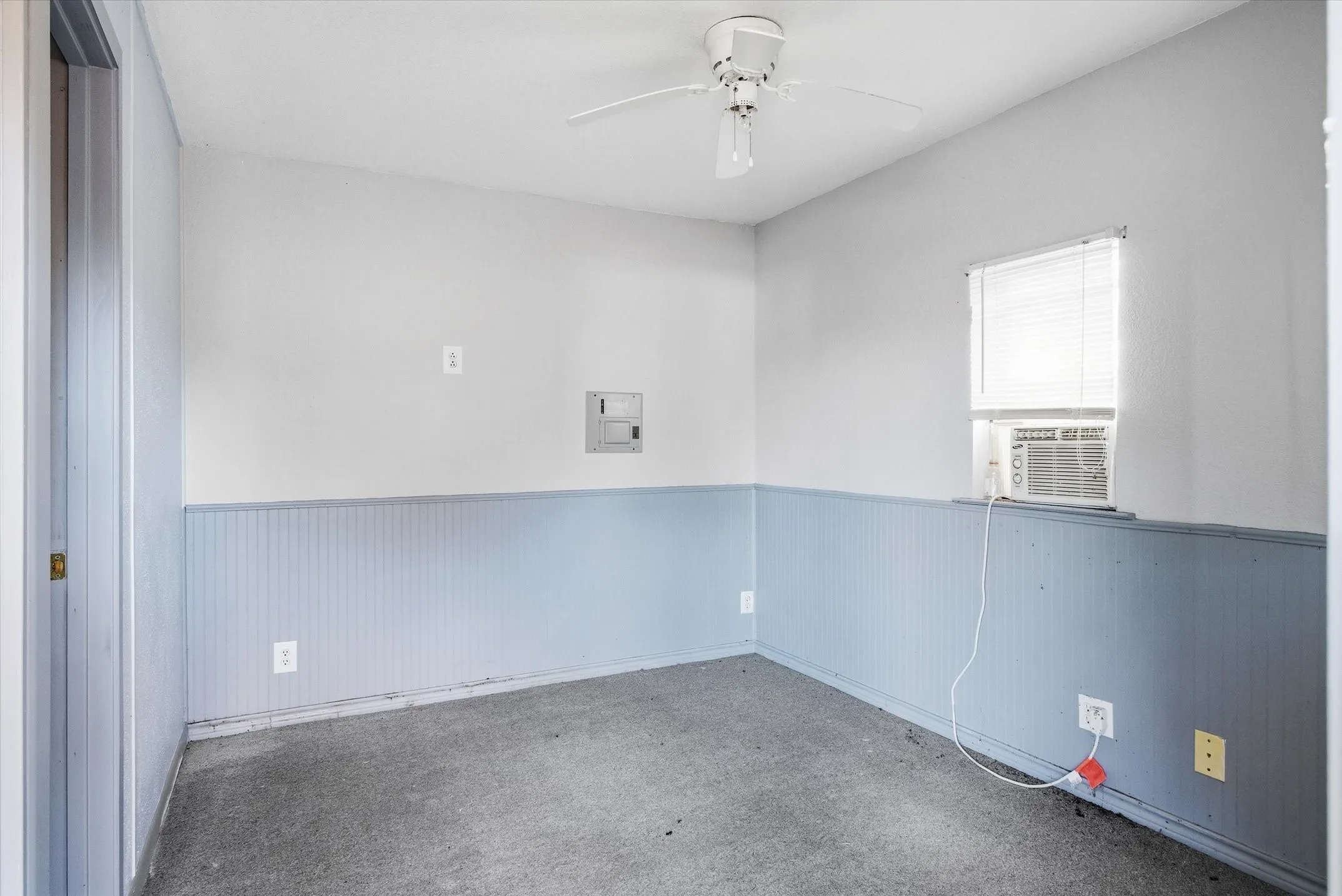 Hotel/Motel For Sale in Van Zandt County , 281 E Goshen Street, Canton, Texas 75103, 0, 0, Garage spaces, 0 Sqft, built in 1951, Unknown, Price $109,900, mls#21124962, Real Estate Agent in Canton, Homes For Sale in Van Zandt county, Homes For Sale in Canton, Realtor in Canton Texas, Real Estate Brokerage Independent Realty Texas, Luminita Cordes Realtor