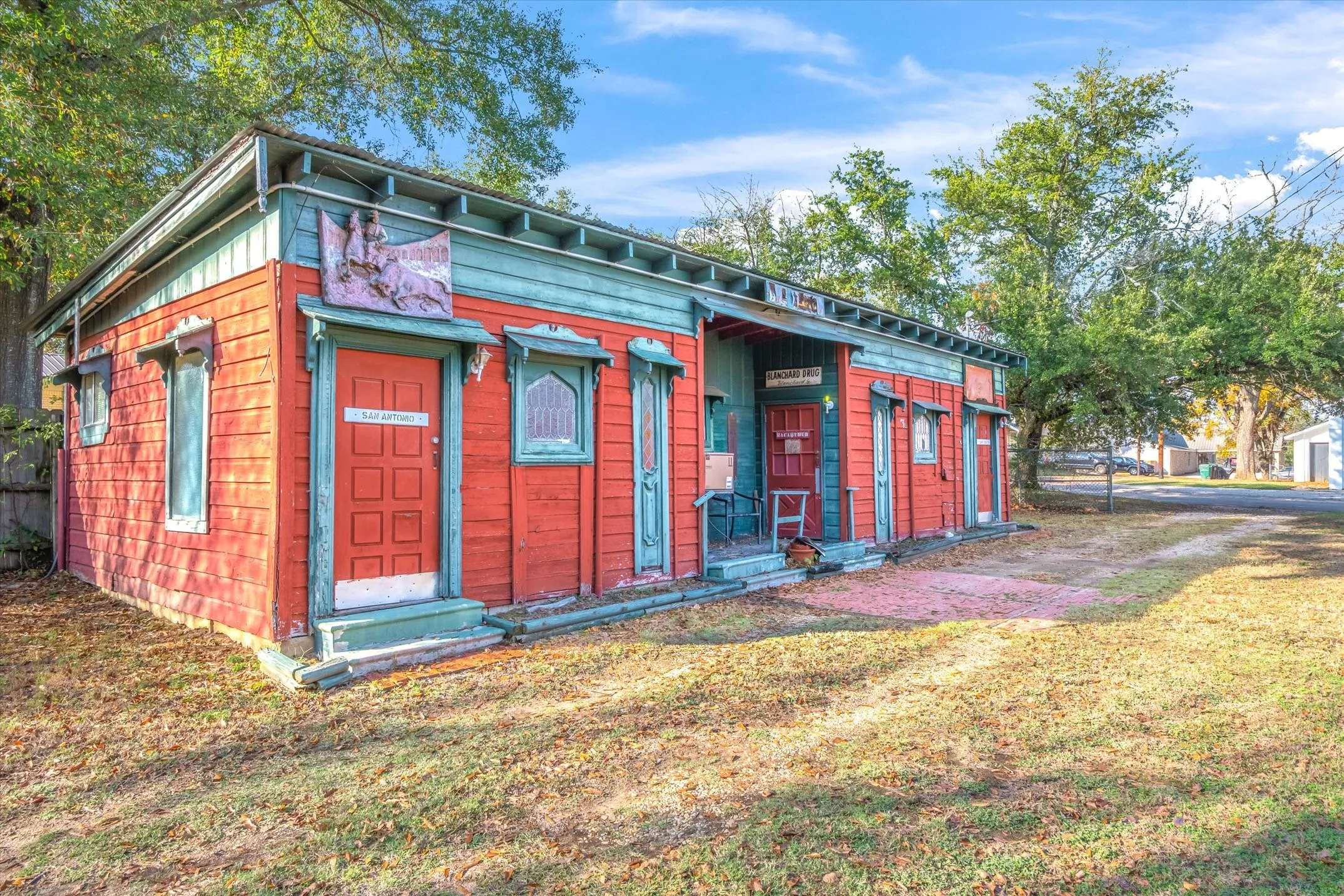 Hotel/Motel For Sale in Van Zandt County , 281 E Goshen Street, Canton, Texas 75103, 0, 0, Garage spaces, 0 Sqft, built in 1951, Unknown, Price $109,900, mls#21124962, Real Estate Agent in Canton, Homes For Sale in Van Zandt county, Homes For Sale in Canton, Realtor in Canton Texas, Real Estate Brokerage Independent Realty Texas, Luminita Cordes Realtor
