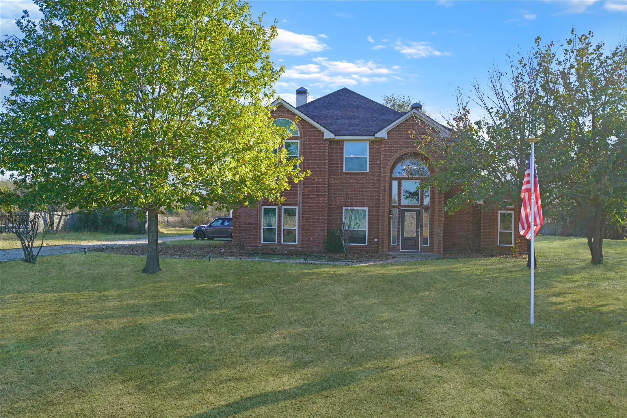 Single Family Residence For Sale in Hunt County , 4470 County Road 2208, Greenville, Texas 75402, 4 Bedrooms, 3 Bathrooms, 2 Garage spaces, 2,713 Sqft, built in 1999, Price $399,900, mls#21124791, Real Estate Agent in Greenville, Homes For Sale in Hunt county, Homes For Sale in Greenville, Realtor in Greenville Texas, Real Estate Brokerage Independent Realty Texas, Luminita Cordes Realtor