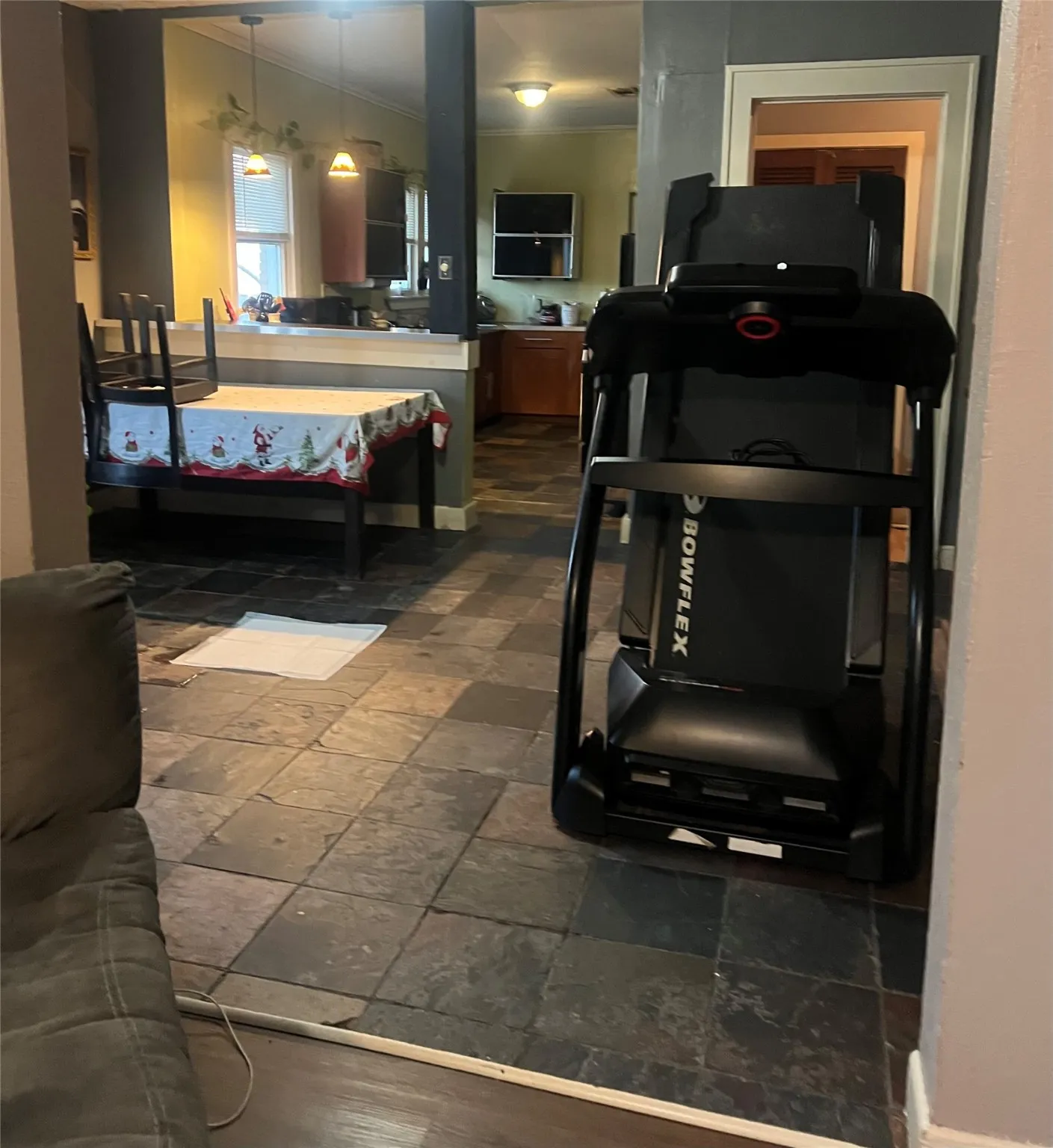 Single Family Residence For Sale in Dallas County , 6107 Richmond Avenue, Dallas, Texas 75214, 2 Bedroom, 2 Bathroom, Garage spaces, 1,286 Sqft, built in 1930, mls#21115493, Real Estate Agent in Dallas, Homes For Sale in Dallas county, Homes For Sale in Dallas, Realtor in Dallas Texas, Real Estate Brokerage Independent Realty Texas, Luminita Cordes Realtor