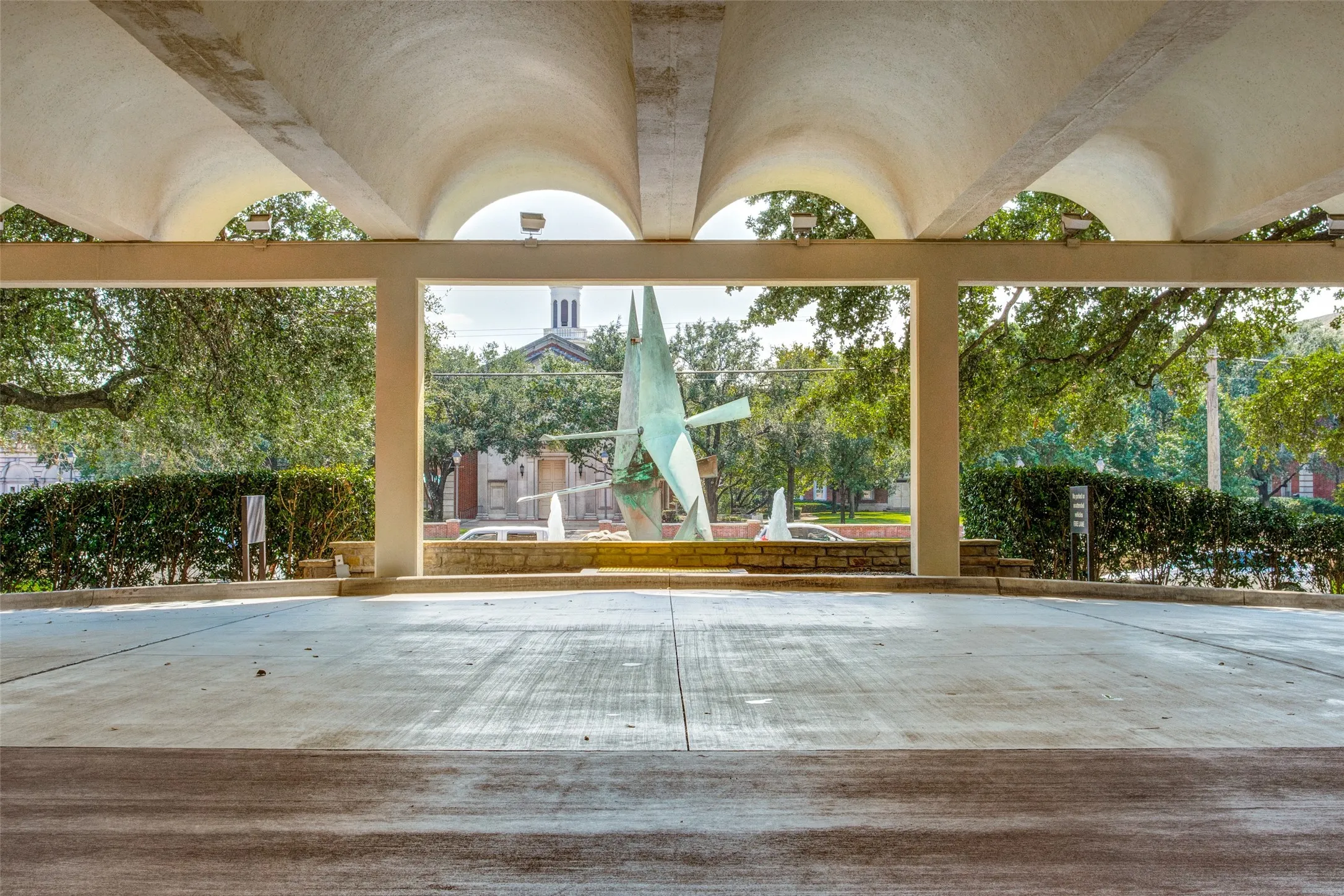 Porte Cochere at entrance