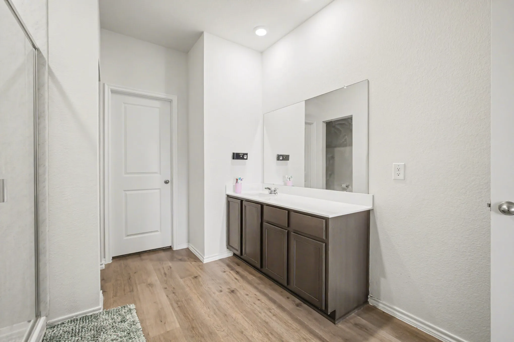 Single Family Residence For Sale in Kaufman County , 1301 Draper Lane, Forney, Texas 75126, 4 Bedroom, 3 Bathroom, 2 Garage spaces, 2,144 Sqft, built in 2023, Preowned, mls#21122688, Real Estate Agent in Forney, Homes For Sale in Kaufman county, Homes For Sale in Forney, Realtor in Forney Texas, Real Estate Brokerage Independent Realty Texas, Luminita Cordes Realtor