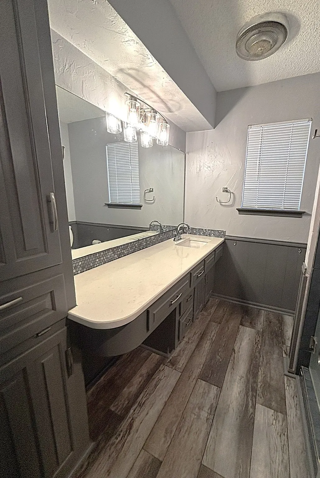 Single Family Residence For Sale in Dallas County , 3042 Kiestridge Drive, Dallas, Texas 75233, 3 Bedroom, 2 Bathroom, 2 Garage spaces, 2,377 Sqft, built in 1970, mls#21106282, Real Estate Agent in Dallas, Homes For Sale in Dallas county, Homes For Sale in Dallas, Realtor in Dallas Texas, Real Estate Brokerage Independent Realty Texas, Luminita Cordes Realtor