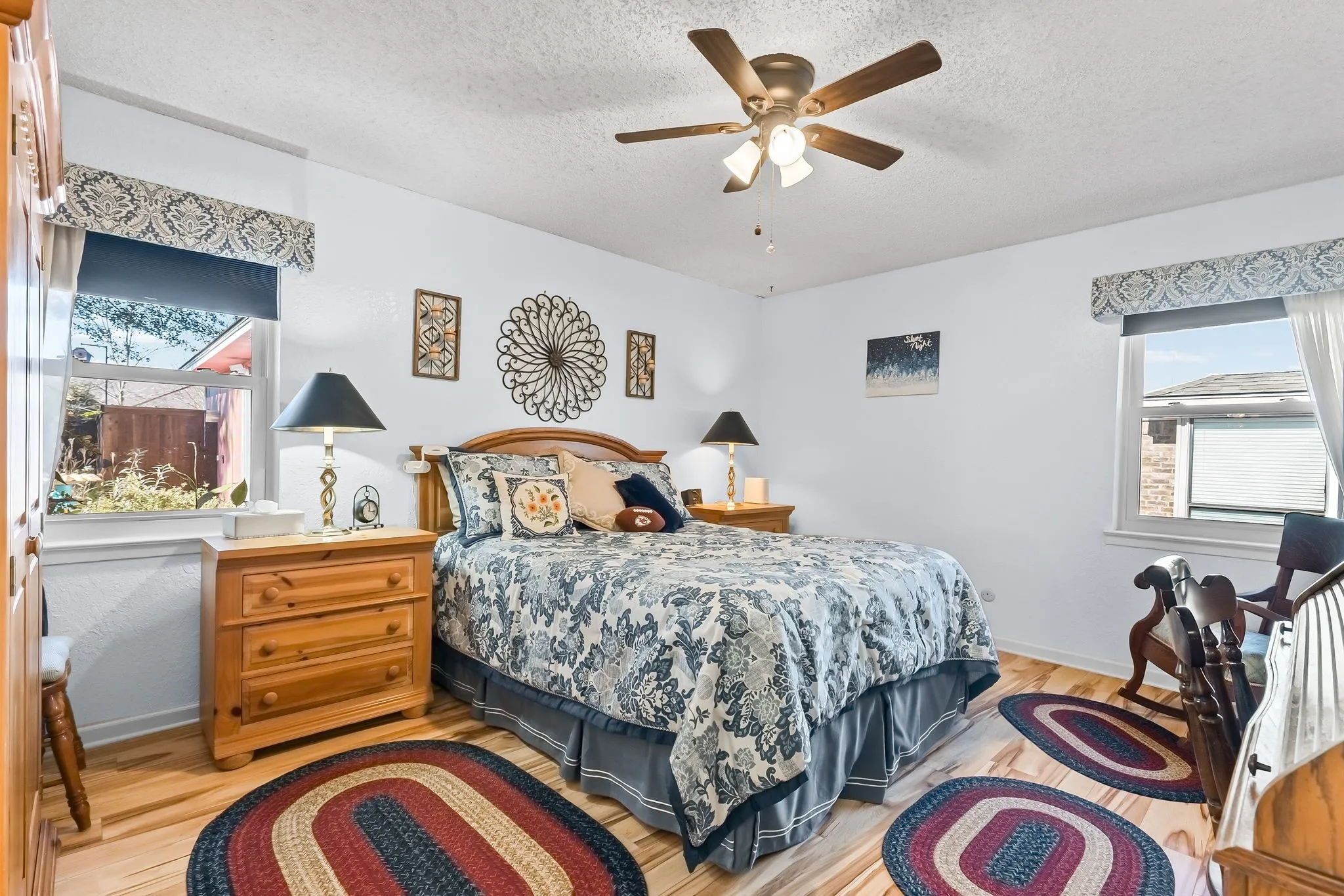 Single Family Residence For Sale in Lamar County , 1115 36th Street NE, Paris, Texas 75462, 3 Bedroom, 2 Bathroom, 2 Garage spaces, 1,750 Sqft, built in 1978, Preowned, mls#21125220, Real Estate Agent in Paris, Homes For Sale in Lamar county, Homes For Sale in Paris, Realtor in Paris Texas, Real Estate Brokerage Independent Realty Texas, Luminita Cordes Realtor