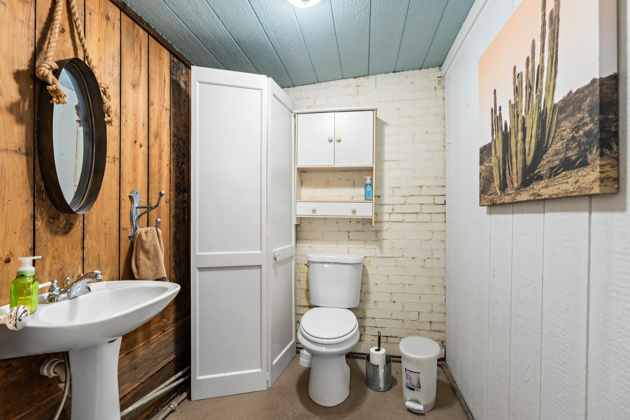 Office For Sale in Bosque County , 504 E Avenue C, Valley Mills, Texas 76689, 0, 0, Garage spaces, 0 Sqft, built in 1950, Preowned, Price $199,900, mls#21125606, Real Estate Agent in Valley Mills, Homes For Sale in Bosque county, Homes For Sale in Valley Mills, Realtor in Valley Mills Texas, Real Estate Brokerage Independent Realty Texas, Luminita Cordes Realtor