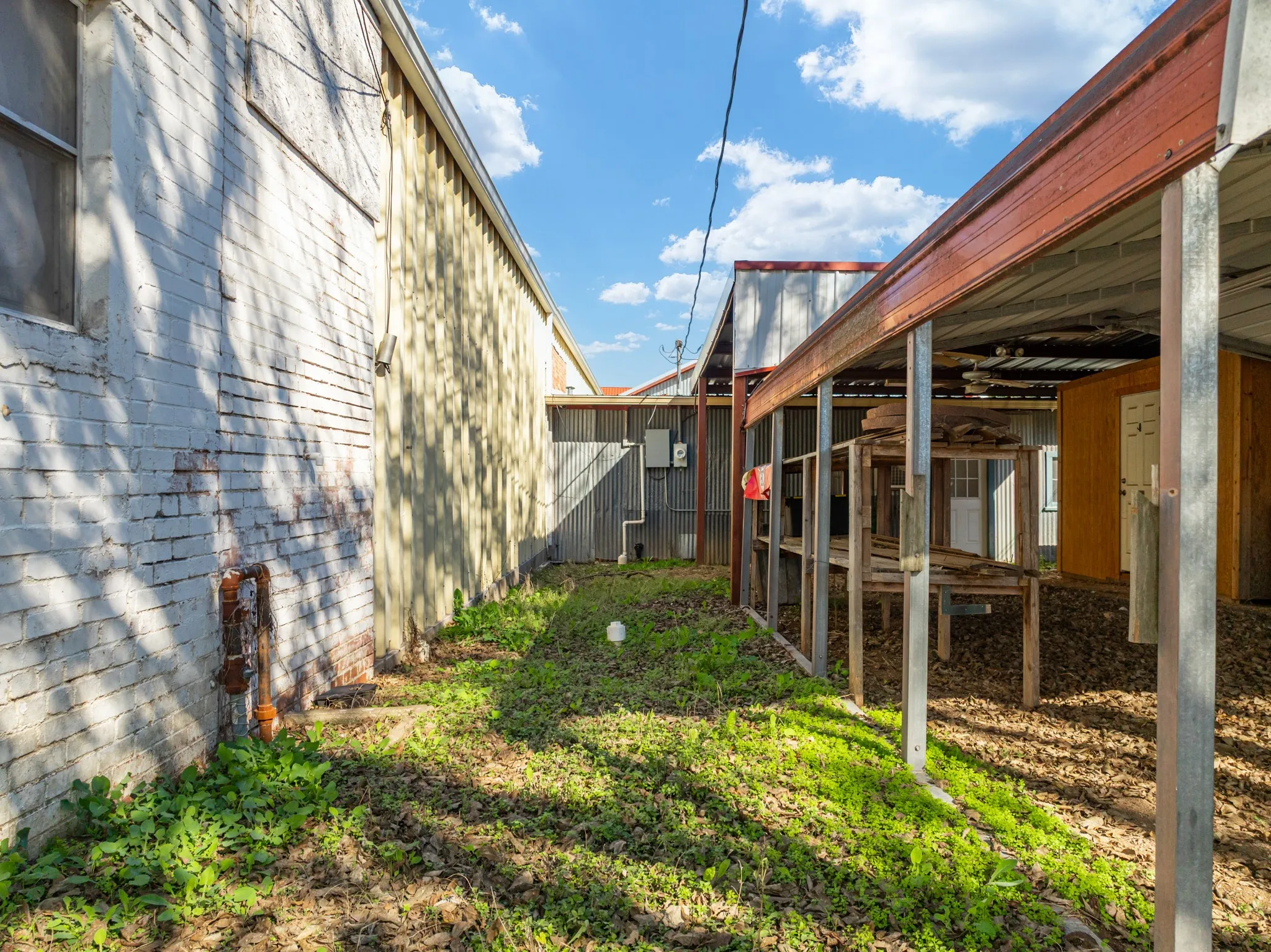 Office For Sale in Bosque County , 504 E Avenue C, Valley Mills, Texas 76689, 0, 0, Garage spaces, 0 Sqft, built in 1950, Preowned, Price $199,900, mls#21125606, Real Estate Agent in Valley Mills, Homes For Sale in Bosque county, Homes For Sale in Valley Mills, Realtor in Valley Mills Texas, Real Estate Brokerage Independent Realty Texas, Luminita Cordes Realtor