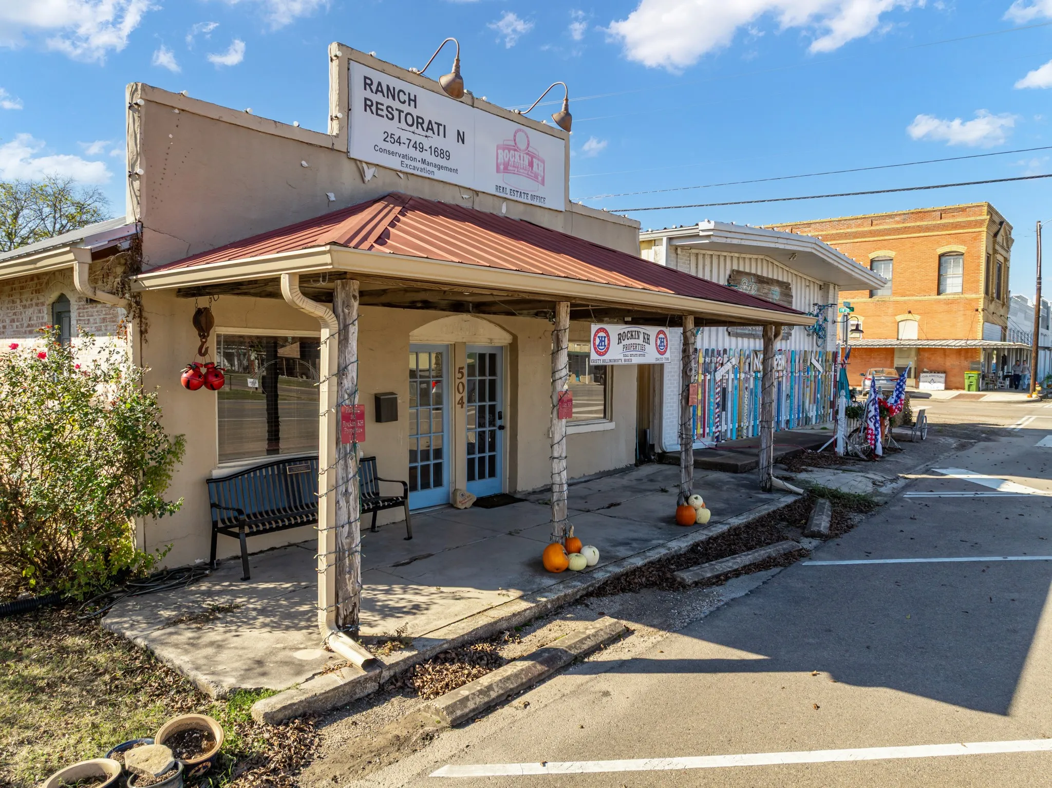 Office For Sale in Bosque County , 504 E Avenue C, Valley Mills, Texas 76689, 0, 0, Garage spaces, 0 Sqft, built in 1950, Preowned, Price $199,900, mls#21125606, Real Estate Agent in Valley Mills, Homes For Sale in Bosque county, Homes For Sale in Valley Mills, Realtor in Valley Mills Texas, Real Estate Brokerage Independent Realty Texas, Luminita Cordes Realtor
