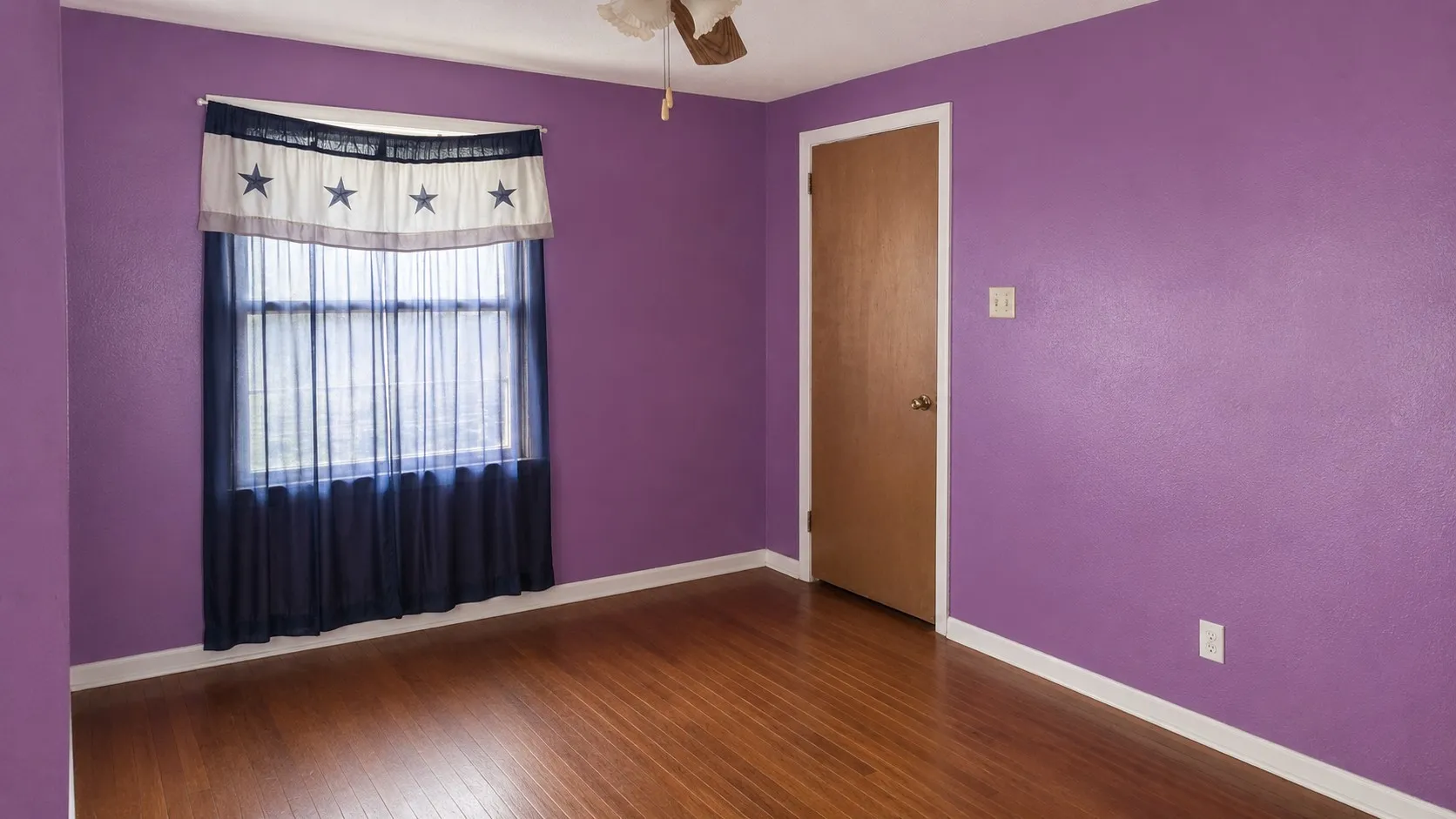 Single Family Residence For Sale in Van Zandt County , 2050 W State Highway 64 Highway, Ben Wheeler, Texas 75754, 3 Bedroom, 1 Bathroom, Garage spaces, 1,408 Sqft, built in 1972, Preowned, mls#21122247, Real Estate Agent in Ben Wheeler, Homes For Sale in Van Zandt county, Homes For Sale in Ben Wheeler, Realtor in Ben Wheeler Texas, Real Estate Brokerage Independent Realty Texas, Luminita Cordes Realtor