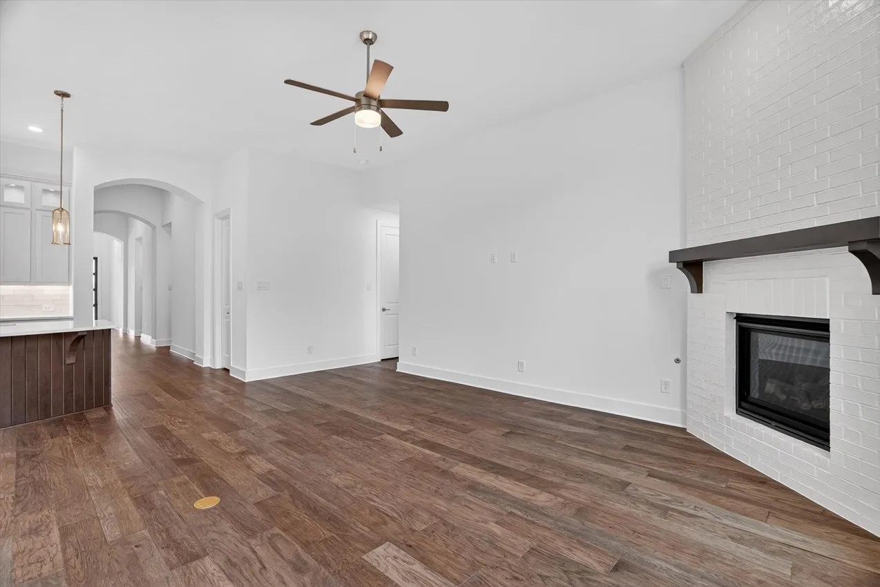 Single Family Residence For Sale in Tarrant County , 7825 Winterbloom Way, Fort Worth, Texas 76123, 4 Bedroom, 3 Bathroom, 2 Garage spaces, 2,317 Sqft, built in 2026, mls#21125613, Real Estate Agent in Fort Worth, Homes For Sale in Tarrant county, Homes For Sale in Fort Worth, Realtor in Fort Worth Texas, Real Estate Brokerage Independent Realty Texas, Luminita Cordes Realtor