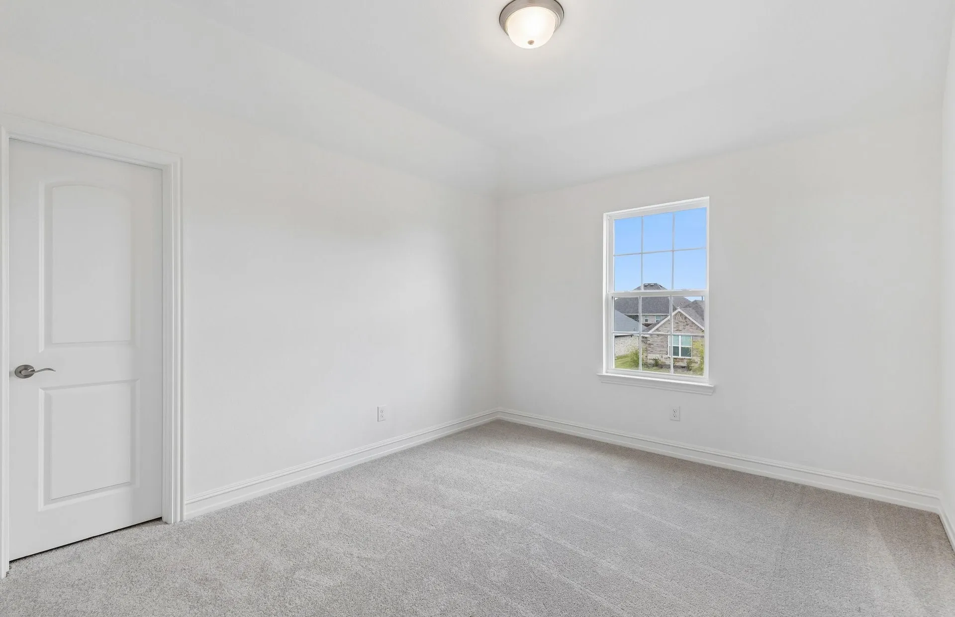 Secondary bedroom