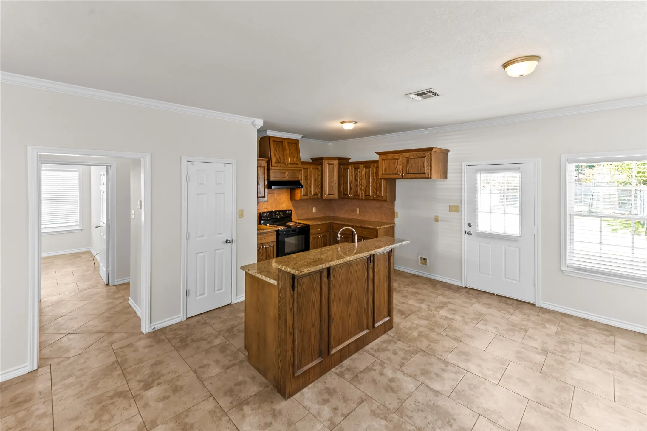 Duplex For Sale in Mc Lennan County , 195 ASHLAND Drive, Woodway, Texas 76712, 0, 0, 2 Garage spaces, 0 Sqft, built in 2014, Preowned, mls#21124778, Real Estate Agent in Woodway, Homes For Sale in Mc Lennan county, Homes For Sale in Woodway, Realtor in Woodway Texas, Real Estate Brokerage Independent Realty Texas, Luminita Cordes Realtor