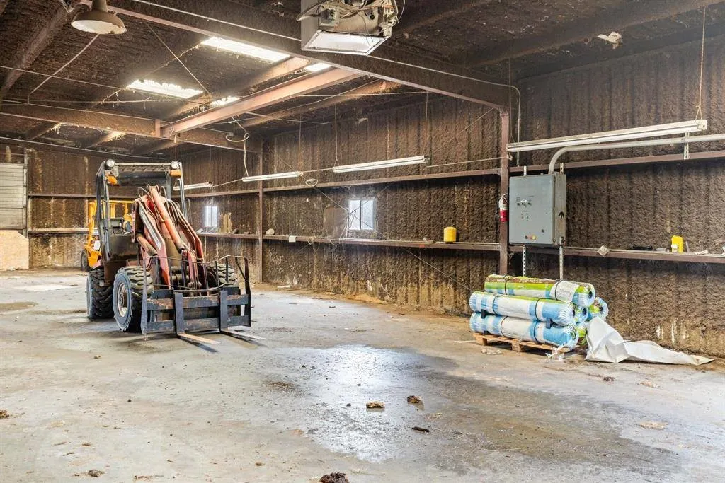 Industrial For Sale in Wood County , 1211 E Coke RD Road, Winnsboro, Texas 75494, 0, 0, Garage spaces, 0 Sqft, built in 1989, Preowned, mls#21126244, Real Estate Agent in Winnsboro, Homes For Sale in Wood county, Homes For Sale in Winnsboro, Realtor in Winnsboro Texas, Real Estate Brokerage Independent Realty Texas, Luminita Cordes Realtor