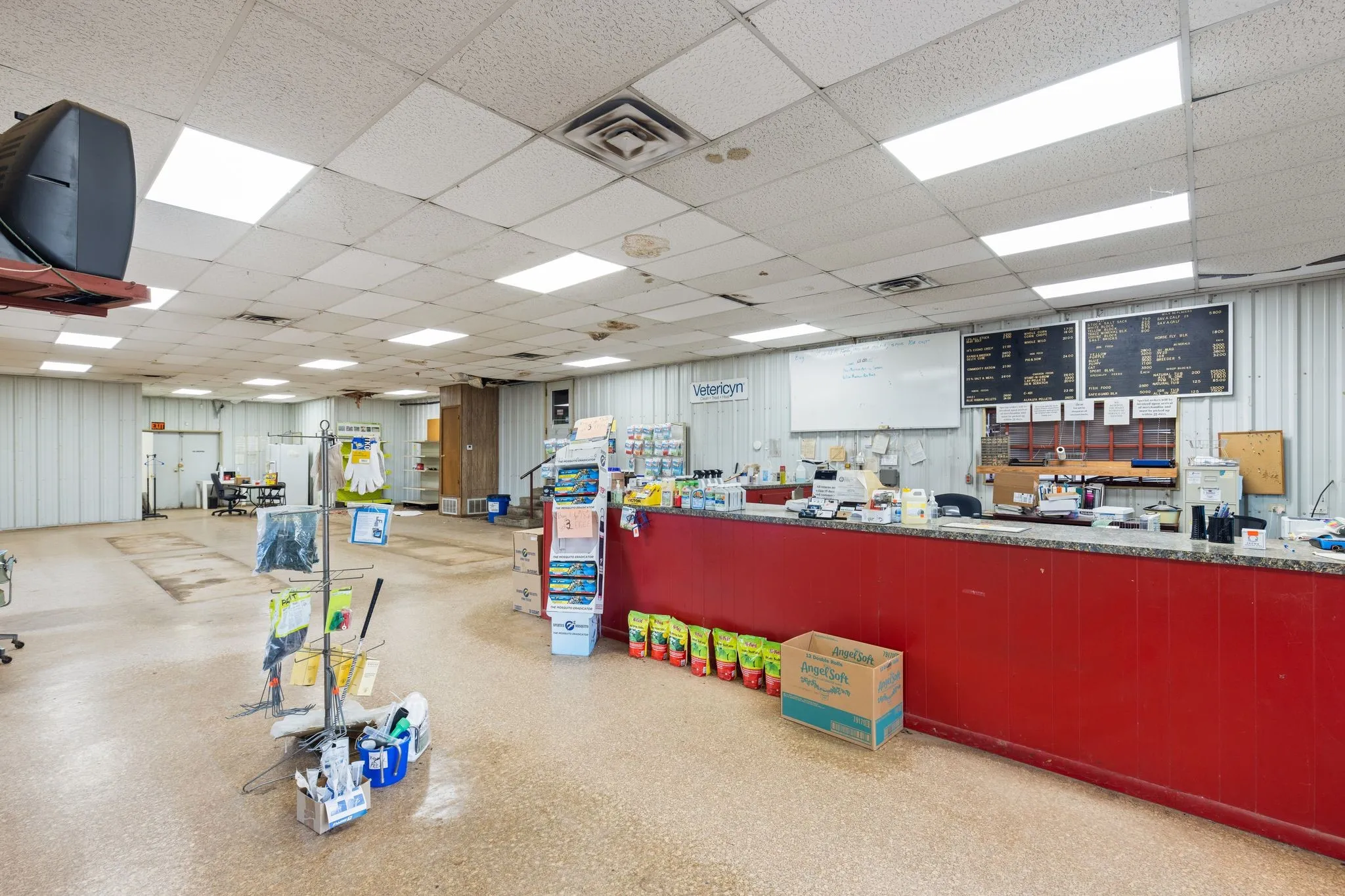 Industrial For Sale in Wood County , 1211 E Coke RD Road, Winnsboro, Texas 75494, 0, 0, Garage spaces, 0 Sqft, built in 1989, Preowned, mls#21126244, Real Estate Agent in Winnsboro, Homes For Sale in Wood county, Homes For Sale in Winnsboro, Realtor in Winnsboro Texas, Real Estate Brokerage Independent Realty Texas, Luminita Cordes Realtor