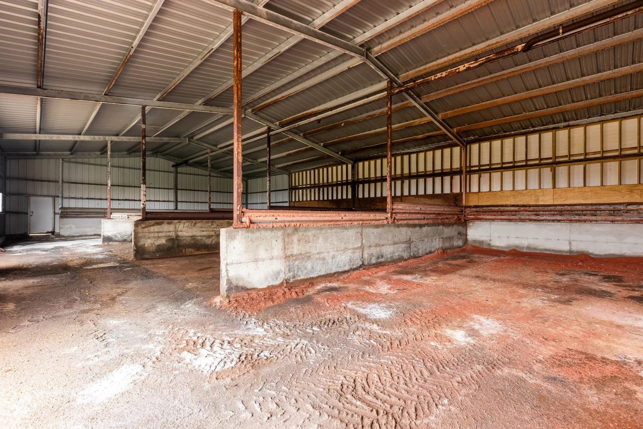 Industrial For Sale in Wood County , 1211 E Coke RD Road, Winnsboro, Texas 75494, 0, 0, Garage spaces, 0 Sqft, built in 1989, Preowned, mls#21126244, Real Estate Agent in Winnsboro, Homes For Sale in Wood county, Homes For Sale in Winnsboro, Realtor in Winnsboro Texas, Real Estate Brokerage Independent Realty Texas, Luminita Cordes Realtor