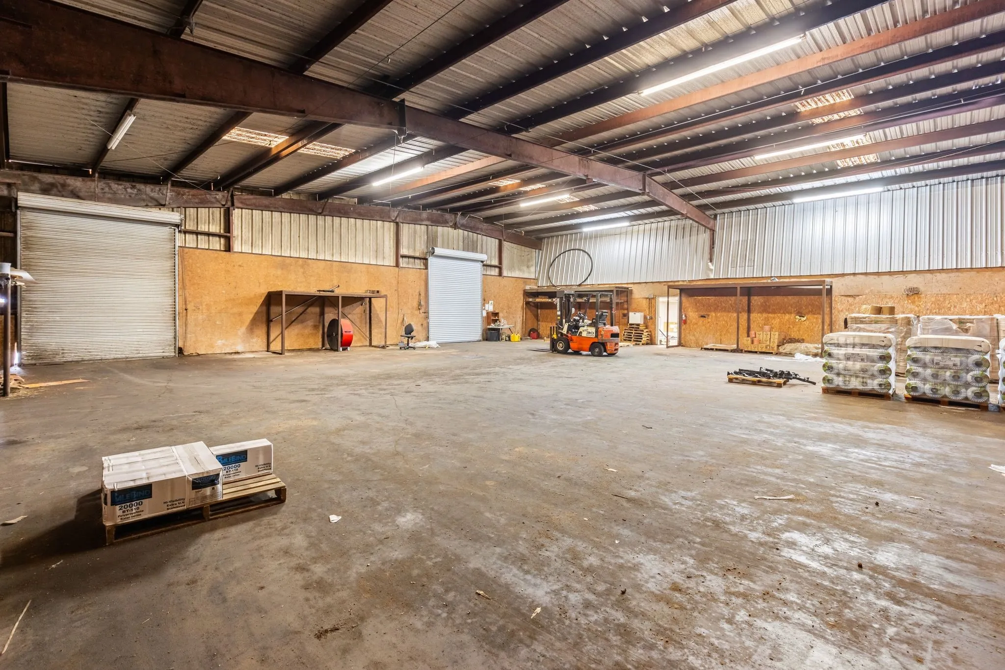 Industrial For Sale in Wood County , 1211 E Coke RD Road, Winnsboro, Texas 75494, 0, 0, Garage spaces, 0 Sqft, built in 1989, Preowned, mls#21126244, Real Estate Agent in Winnsboro, Homes For Sale in Wood county, Homes For Sale in Winnsboro, Realtor in Winnsboro Texas, Real Estate Brokerage Independent Realty Texas, Luminita Cordes Realtor
