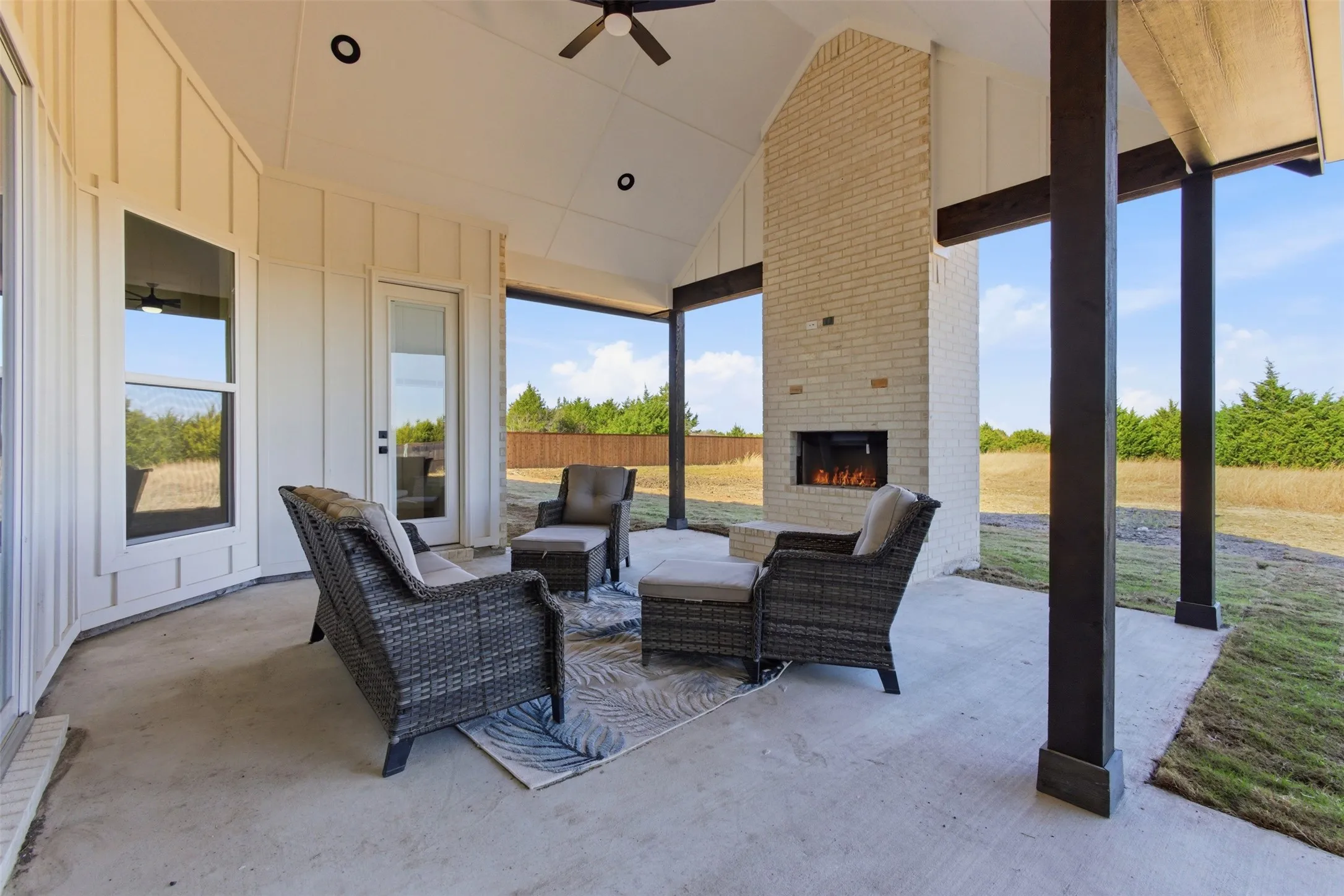 Single Family Residence For Sale in Ellis County , 1431 Westgrove Lane, Waxahachie, Texas 75165, 4 Bedroom, 4 Bathroom, 3 Garage spaces, 3,219 Sqft, built in 2025, New Construction - Incomplete, mls#21125980, Real Estate Agent in Waxahachie, Homes For Sale in Ellis county, Homes For Sale in Waxahachie, Realtor in Waxahachie Texas, Real Estate Brokerage Independent Realty Texas, Luminita Cordes Realtor